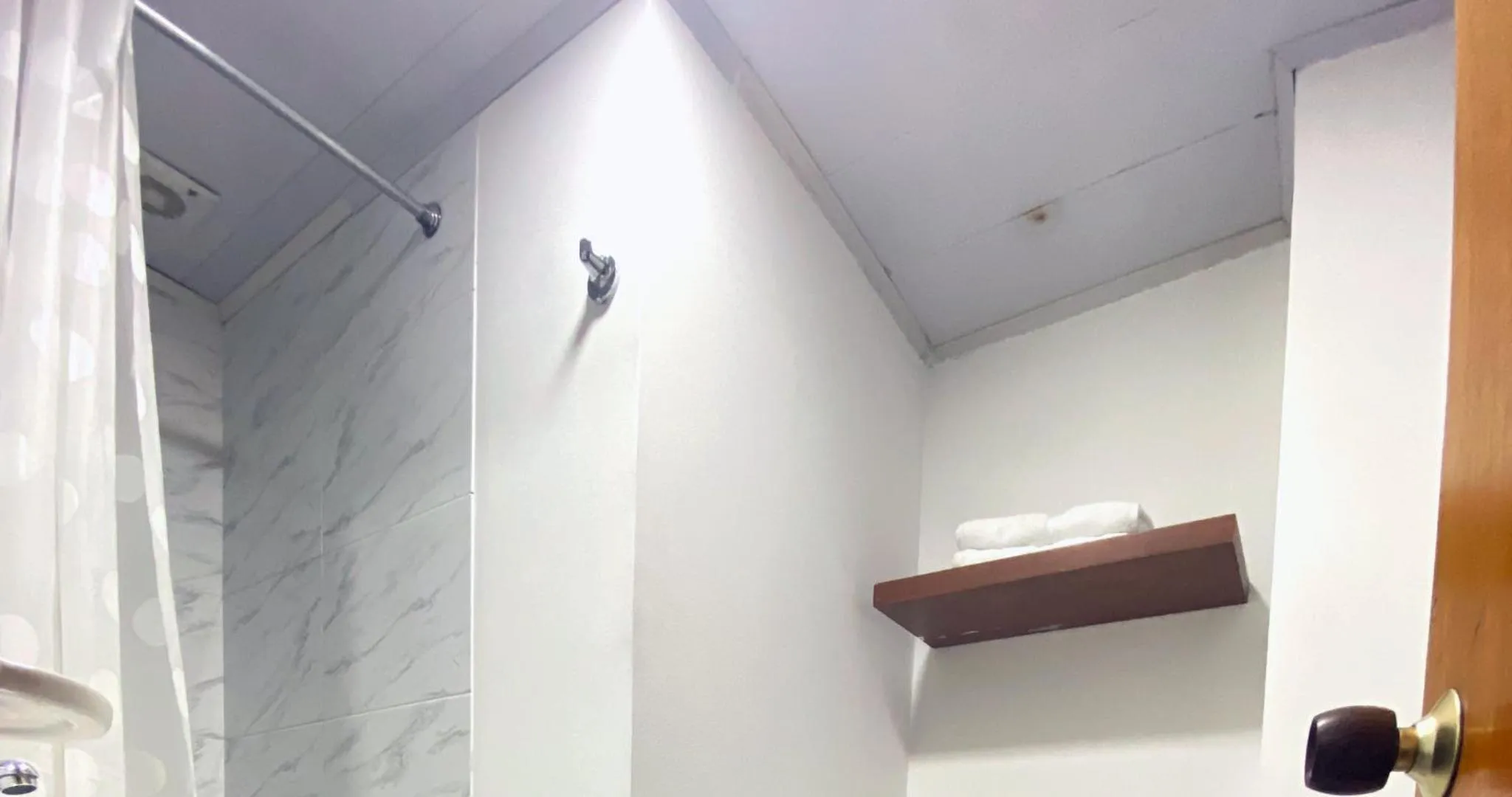 Bathroom in Ayenda Hotel Las Palmas