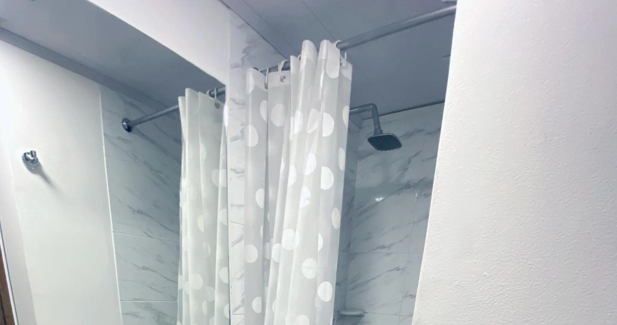 Shower in Ayenda Hotel Las Palmas