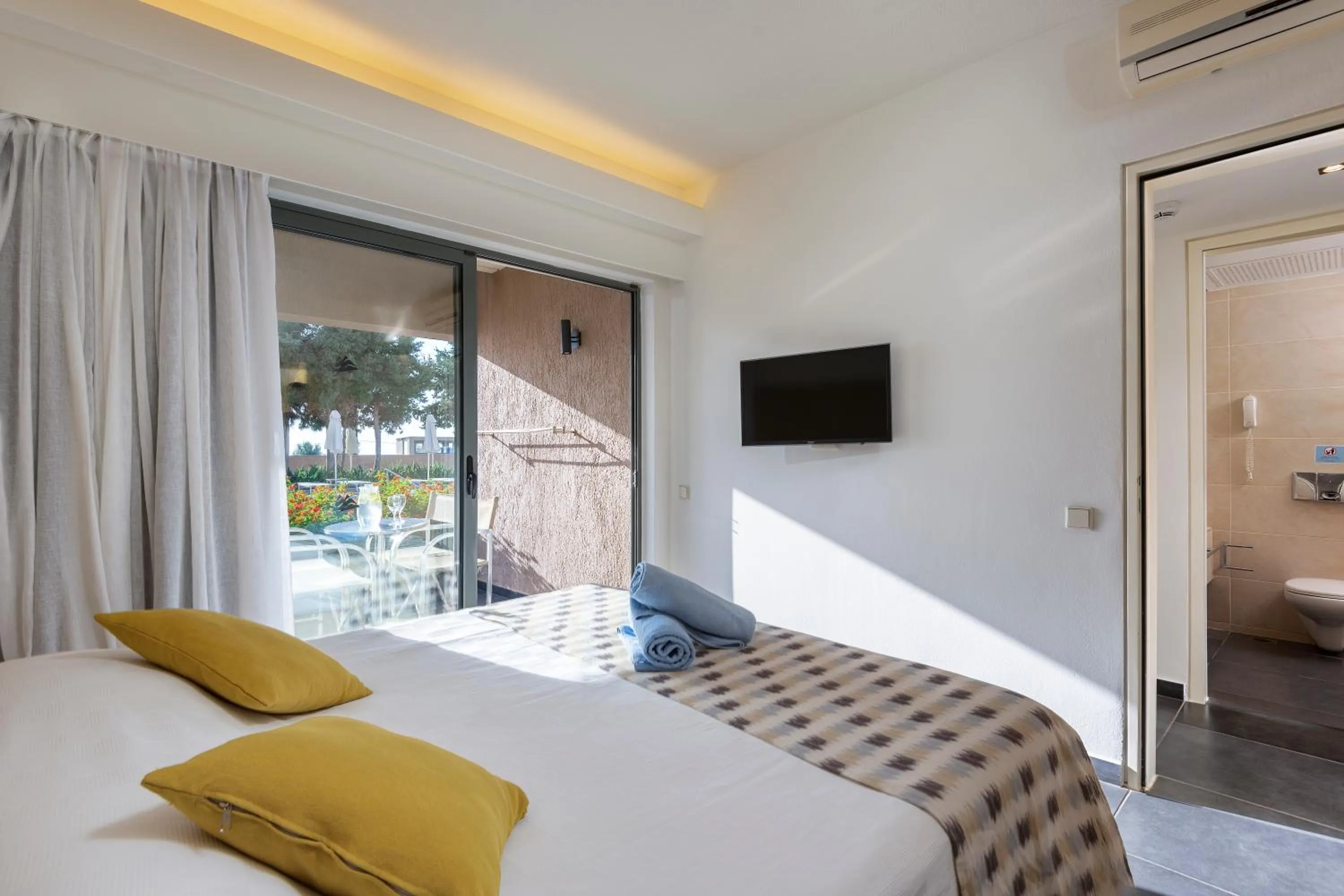 Bedroom, Bed in Atlantica Mikri Poli Kos