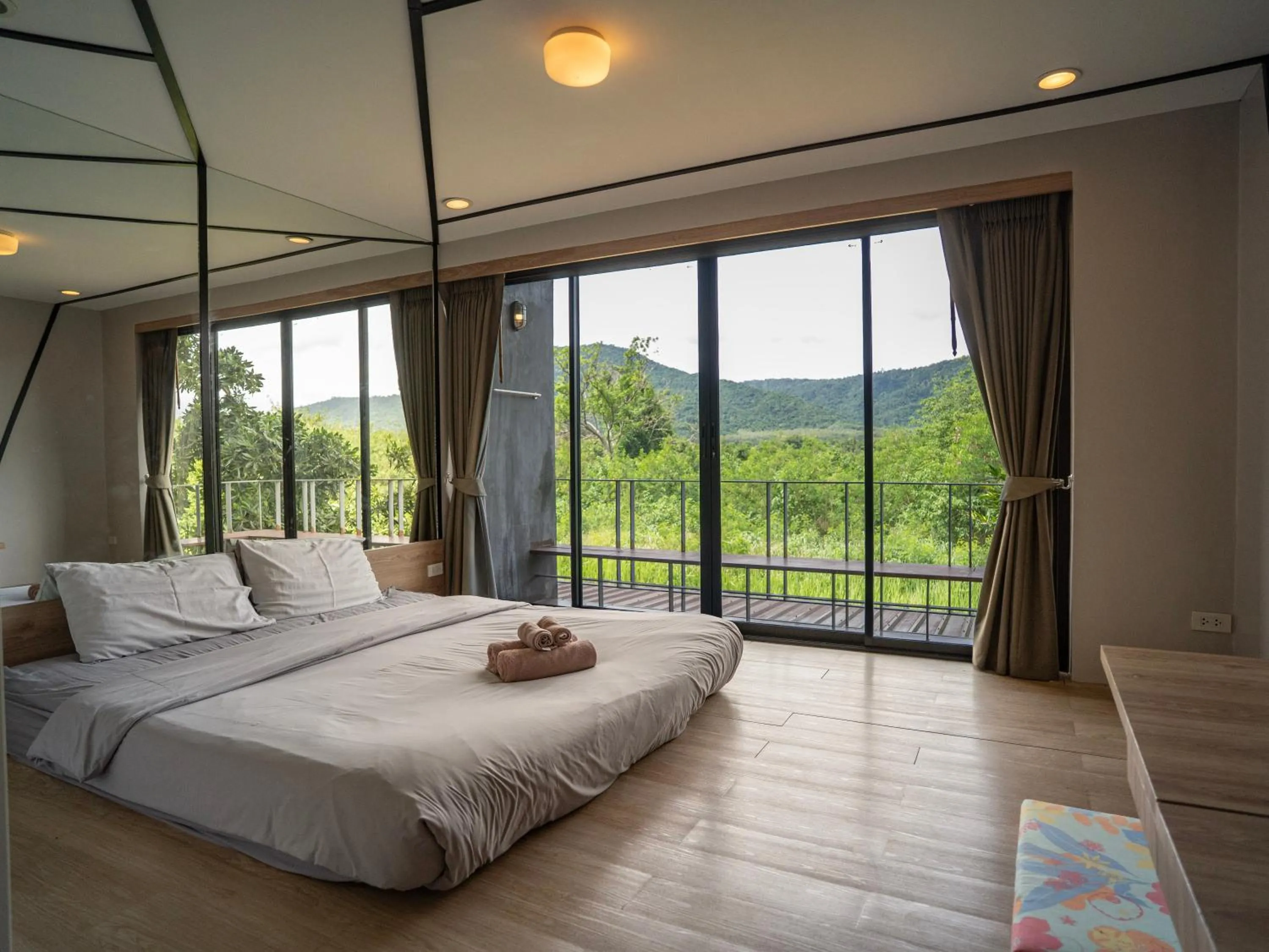 Bed in Hyde198homeresort