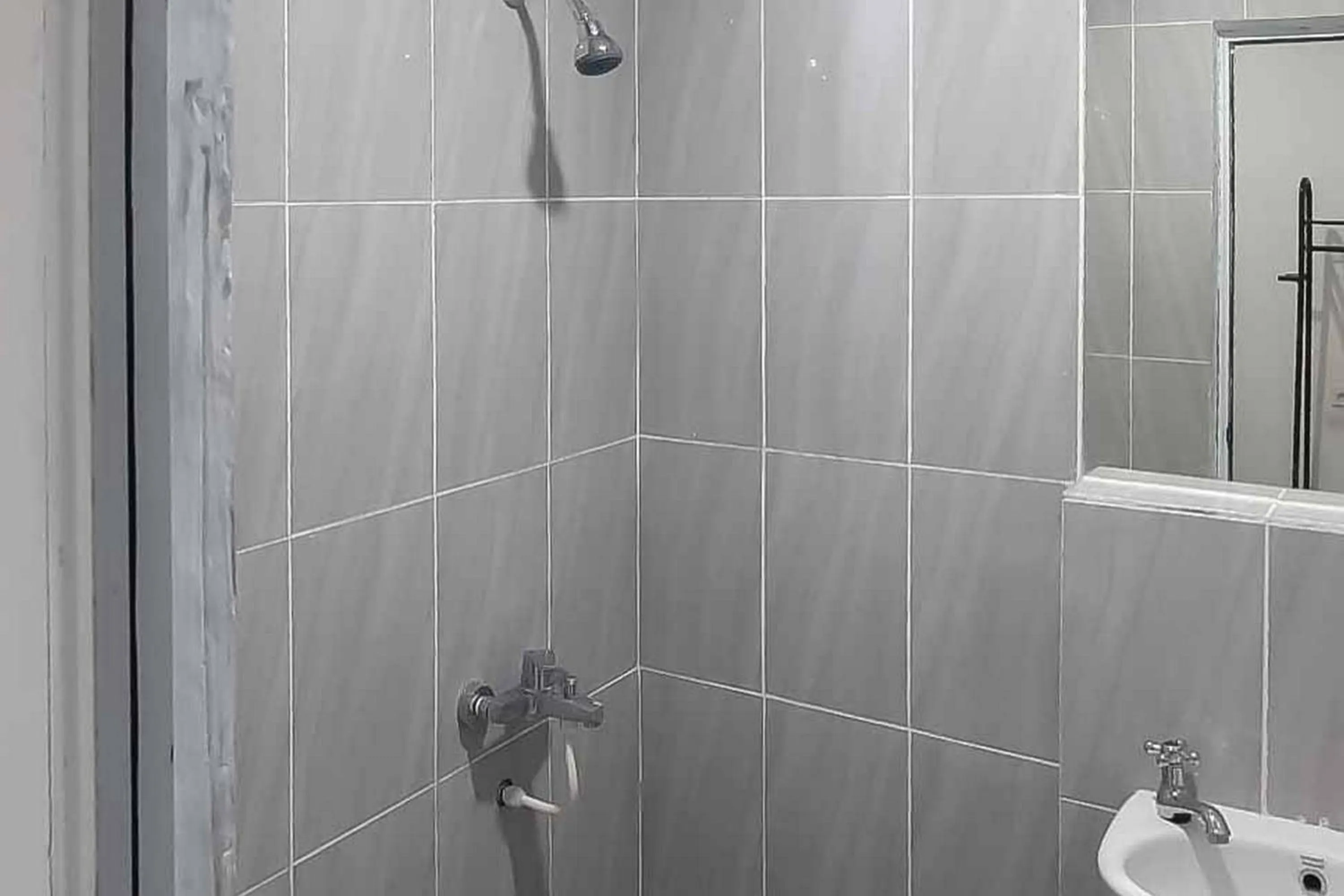 Bathroom in RedDoorz near Alun Alun Kota Serang