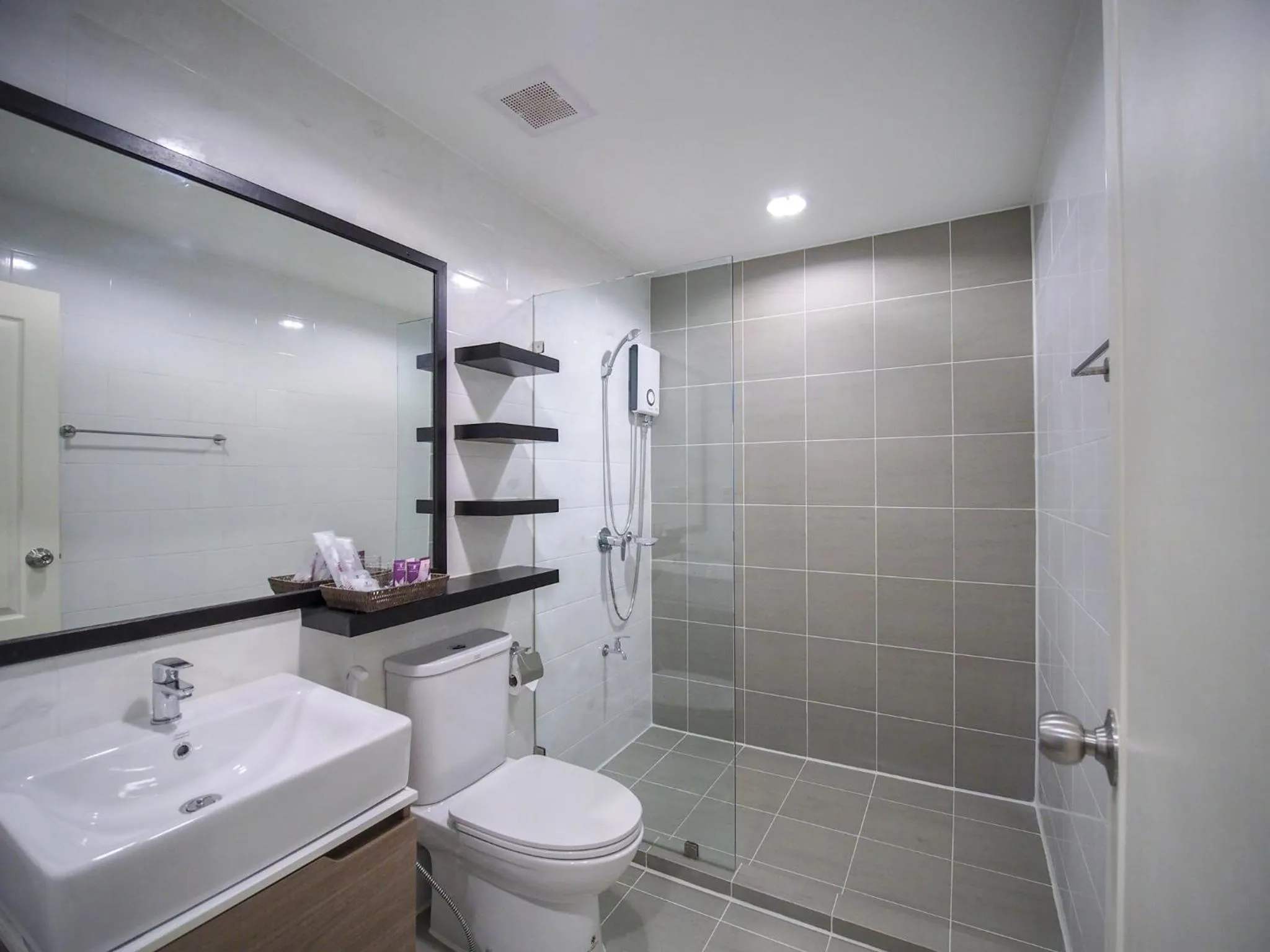 Shower in Fortune Courtyard Khao Yai Hotel Official