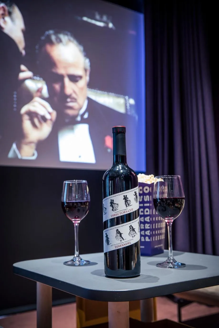 Food and drinks in Hotel Paradiso