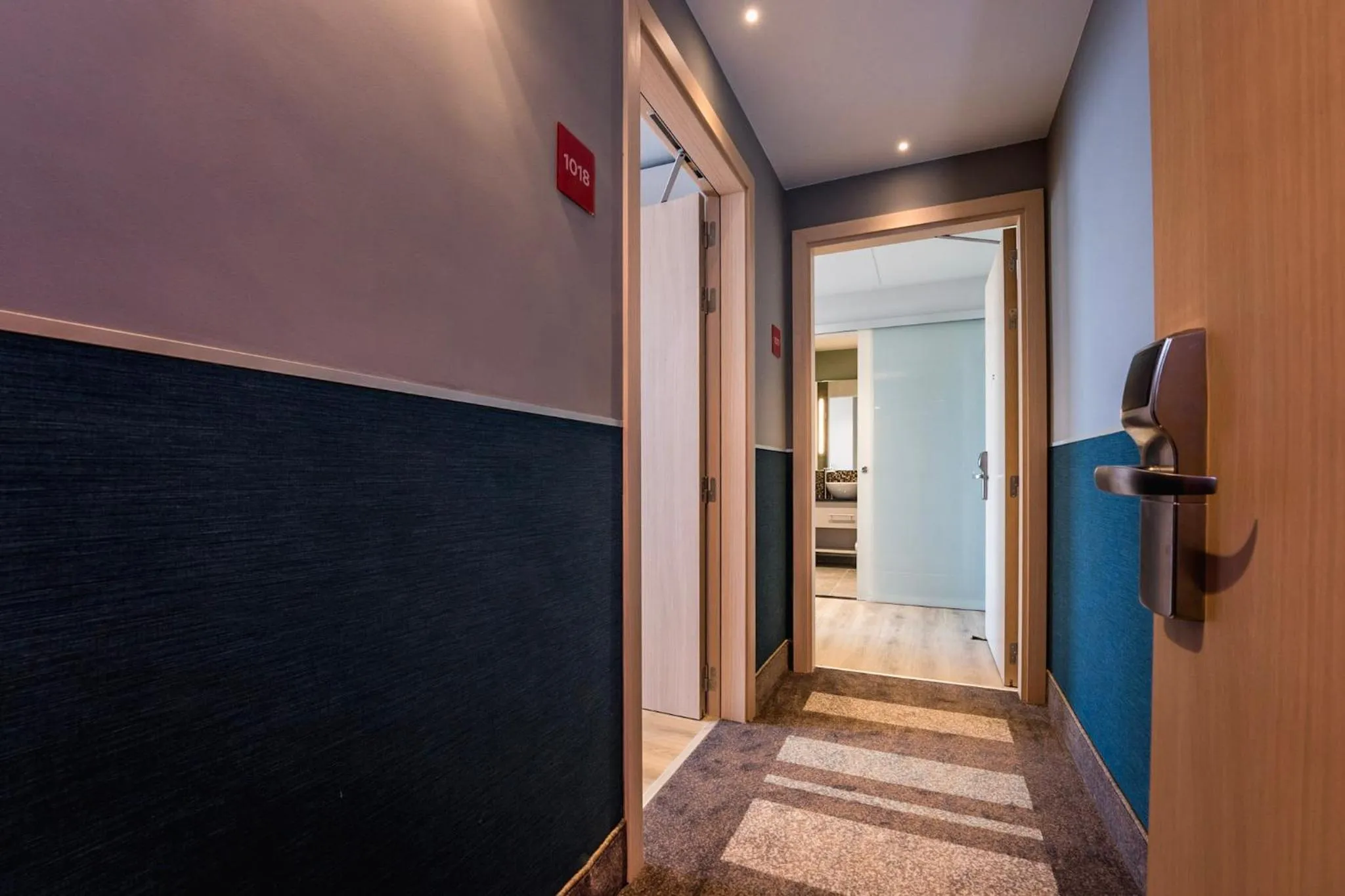 Bedroom in Leonardo Royal Hotel Barcelona Fira