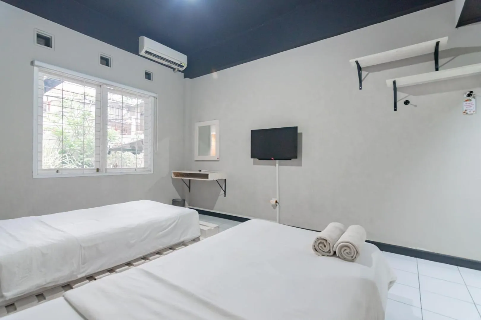 Bed in RedDoorz At Home 33 Bandung