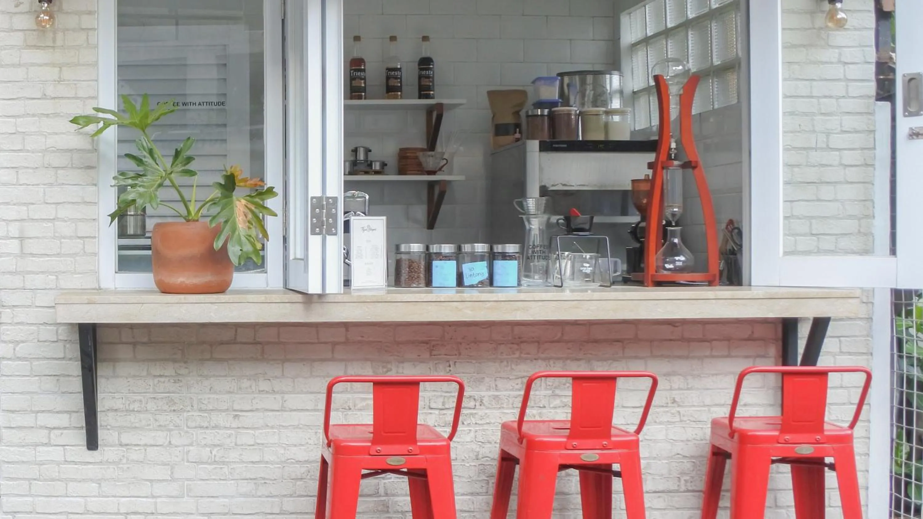 Non alcoholic drinks in RedDoorz At Home 33 Bandung