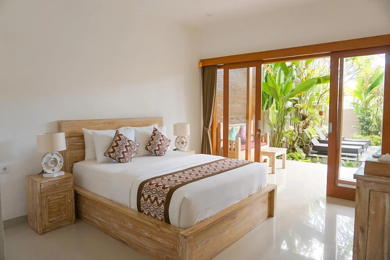 View (from property/room), Bed in Villa Semujan Ubud