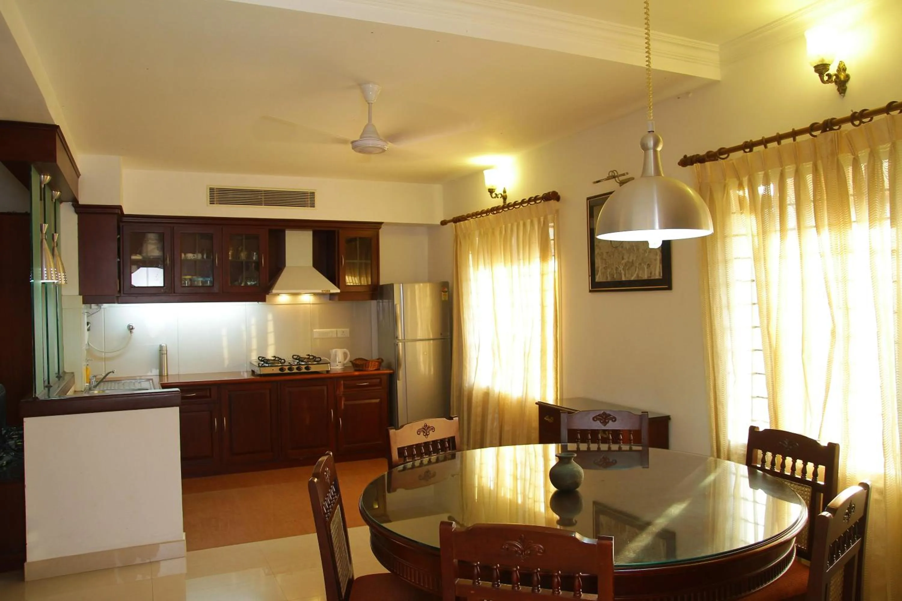 Living room in Fortbeach Service Apartments