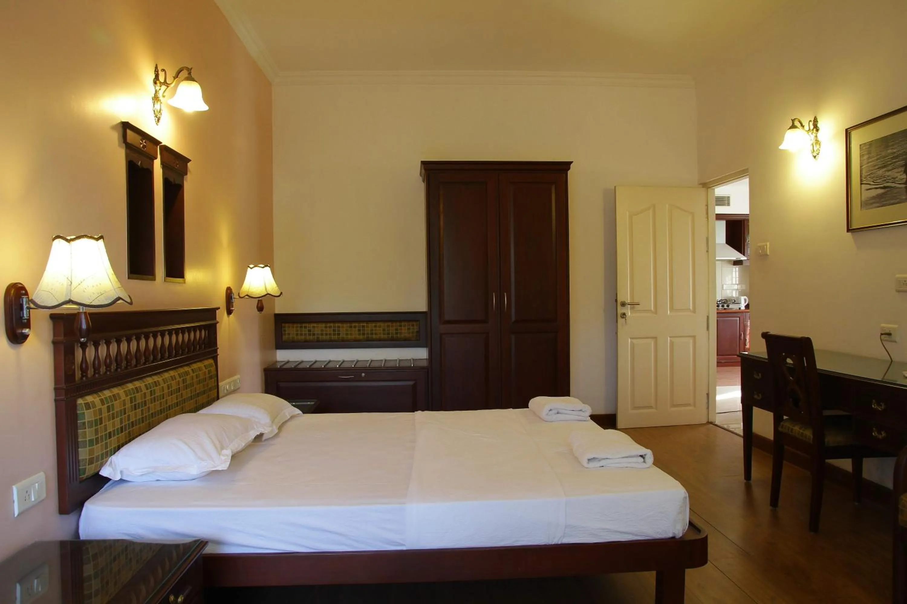 Other, Bed in Fortbeach Service Apartments