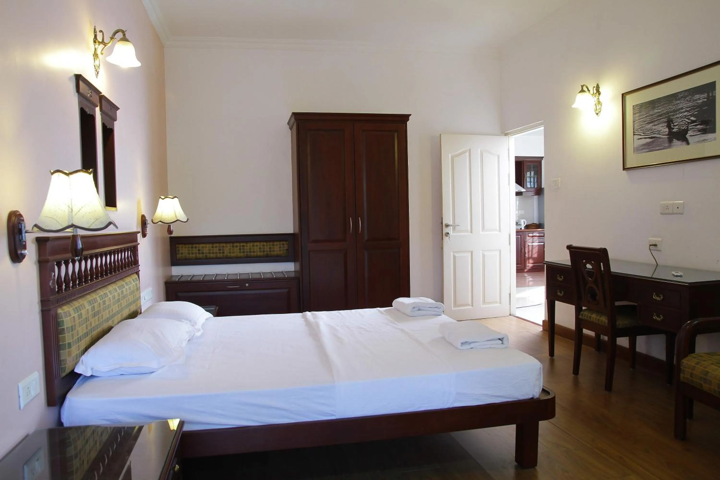 Photo of the whole room, Bed in Fortbeach Service Apartments