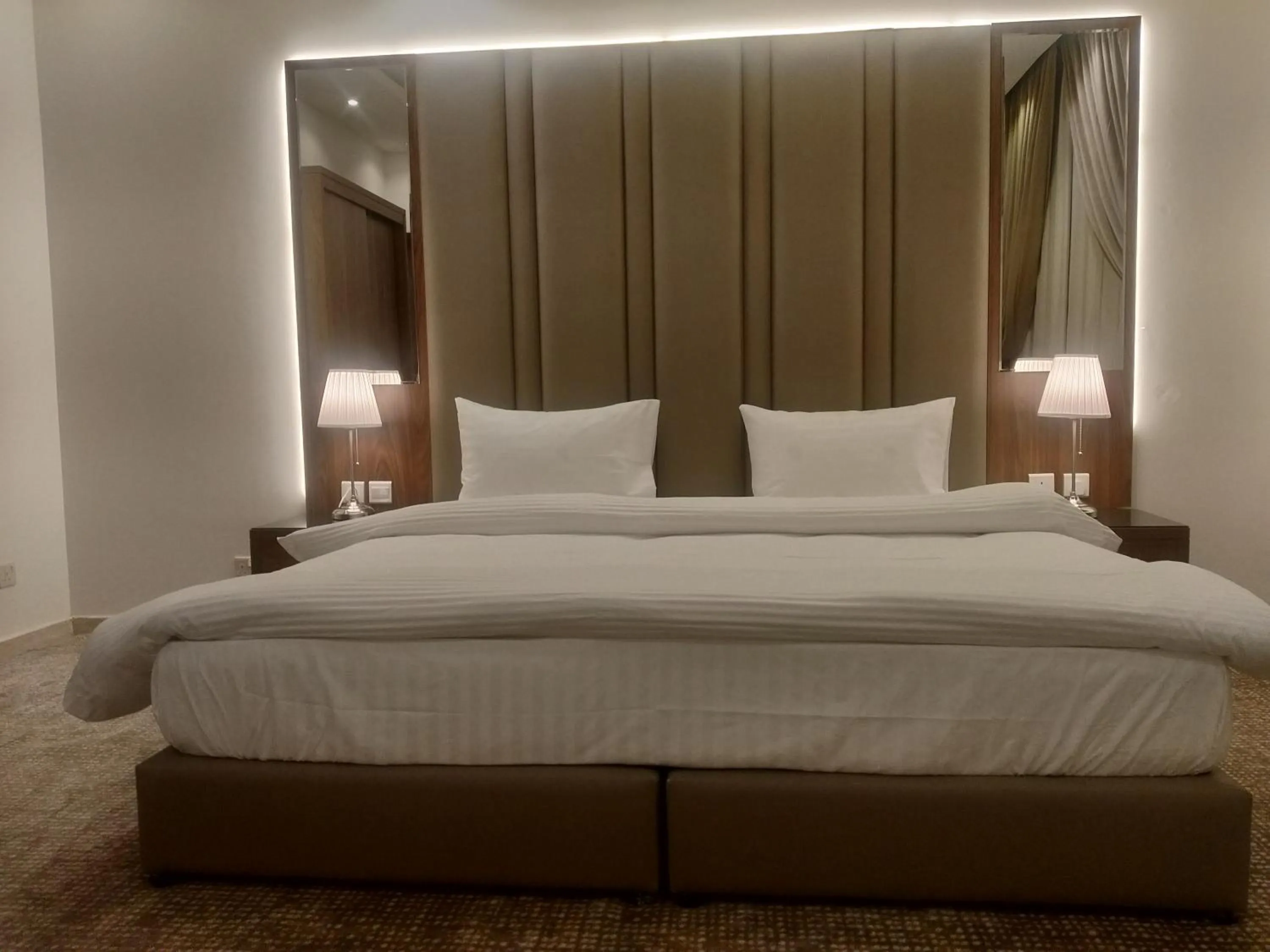 Bed in Towlan Qurtaba