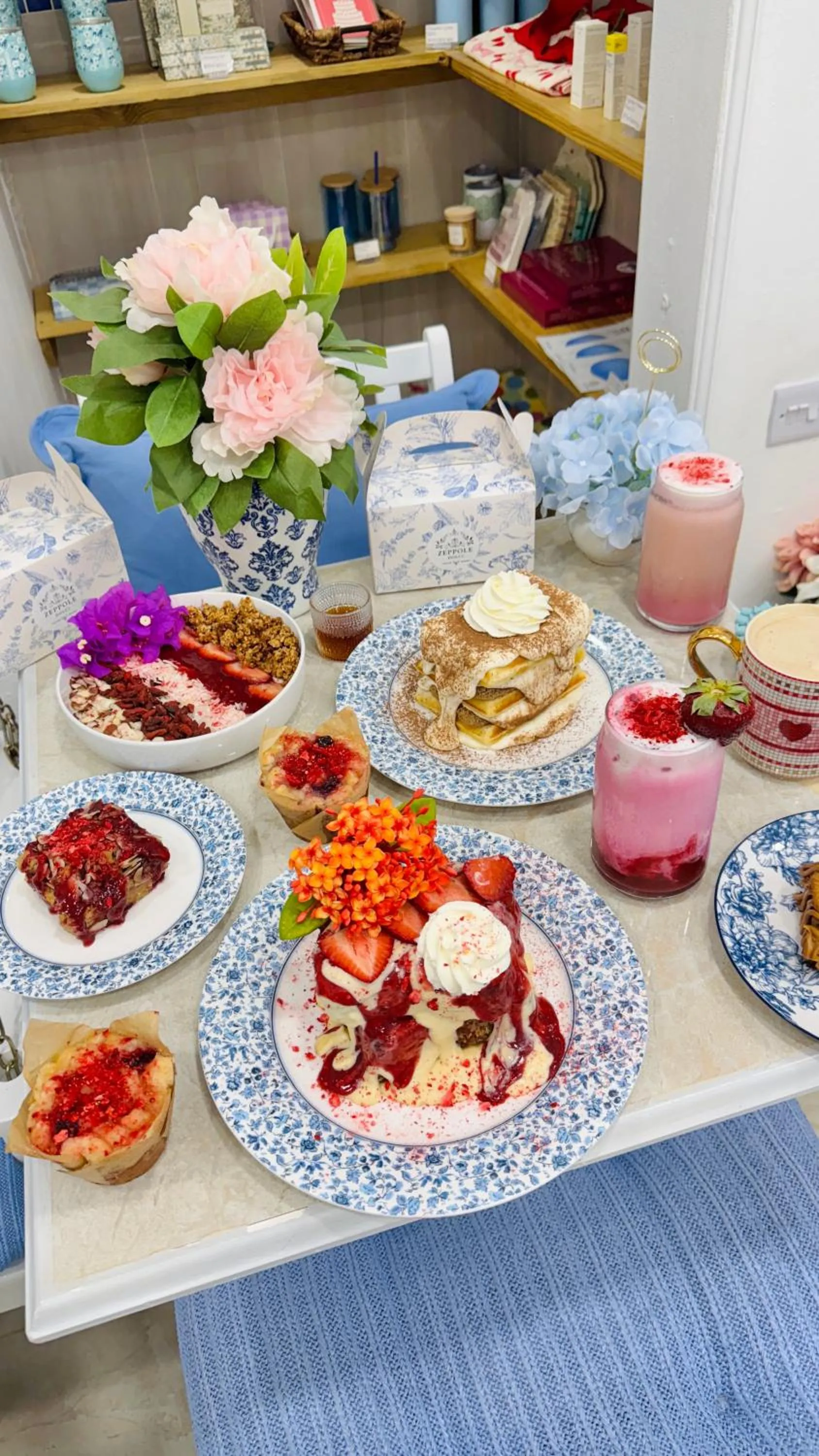 Breakfast in Blue Star Apartments & Hotel