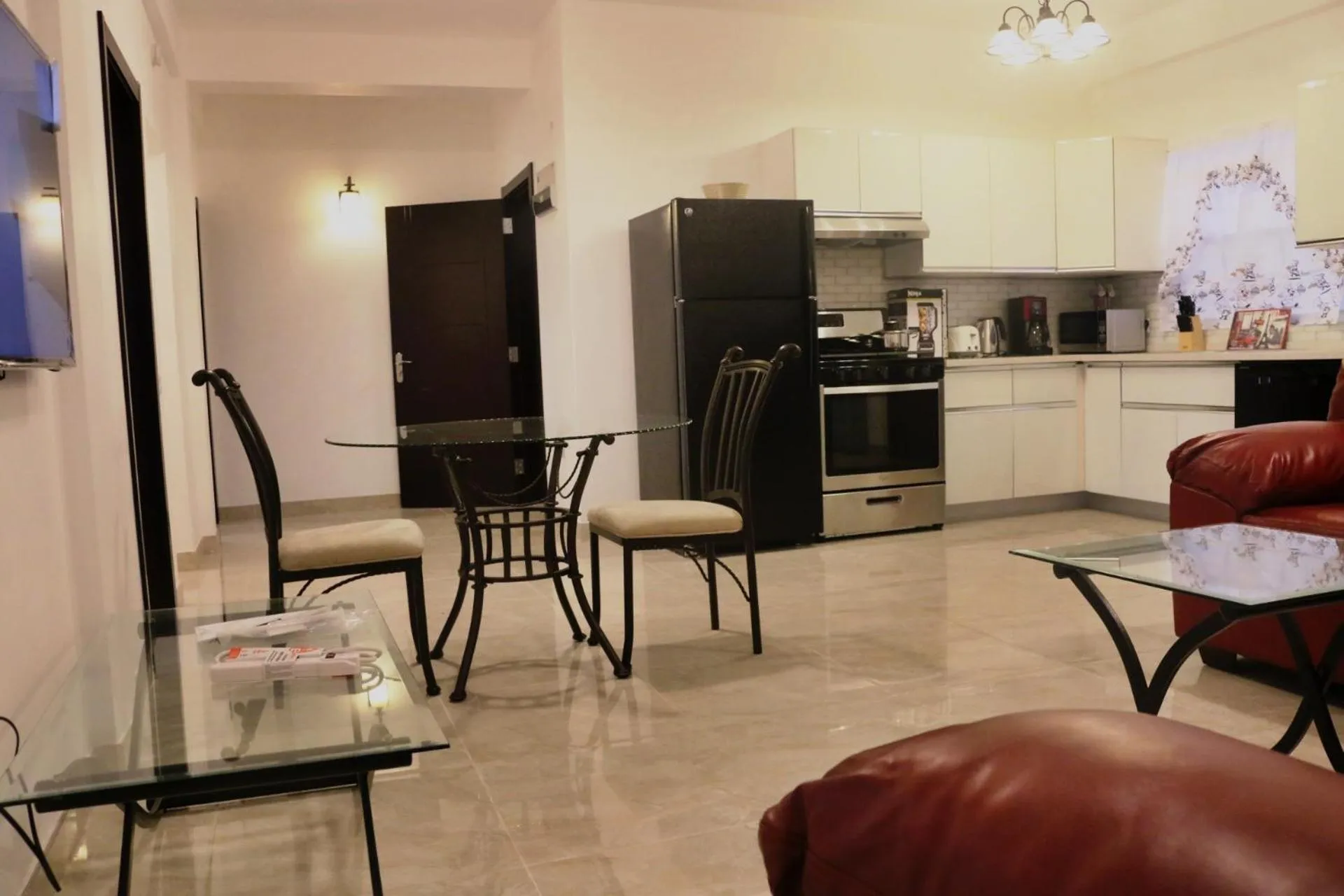 Dining area in Blue Star Apartments & Hotel