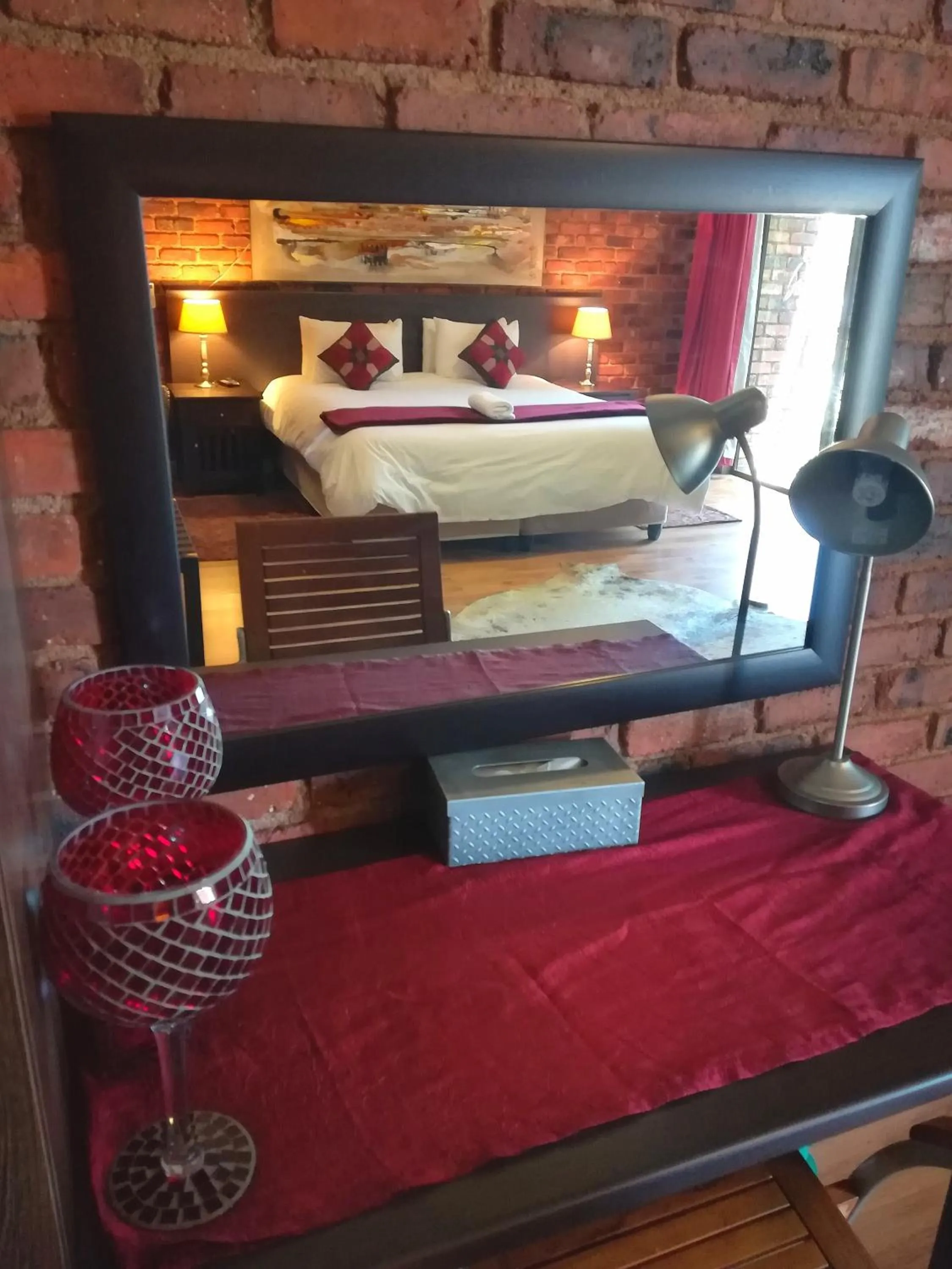 Bed in 24 Onvrey Guest House