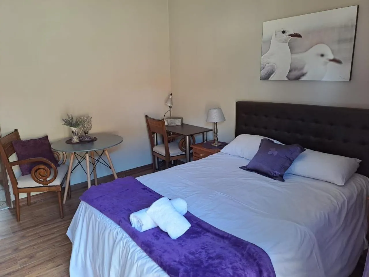 Bed in 24 Onvrey Guest House