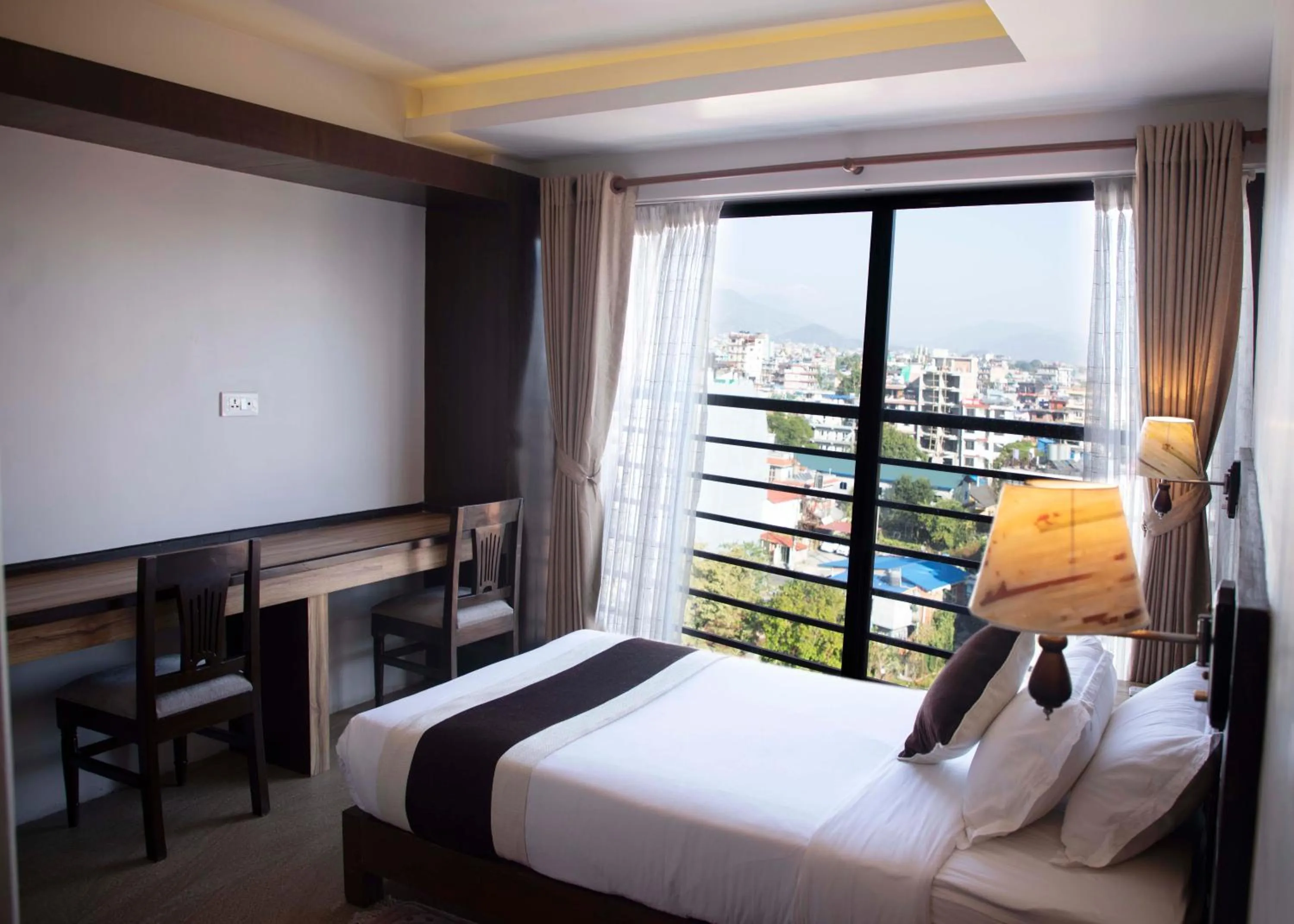 Photo of the whole room, Bed in Hotel Shaara