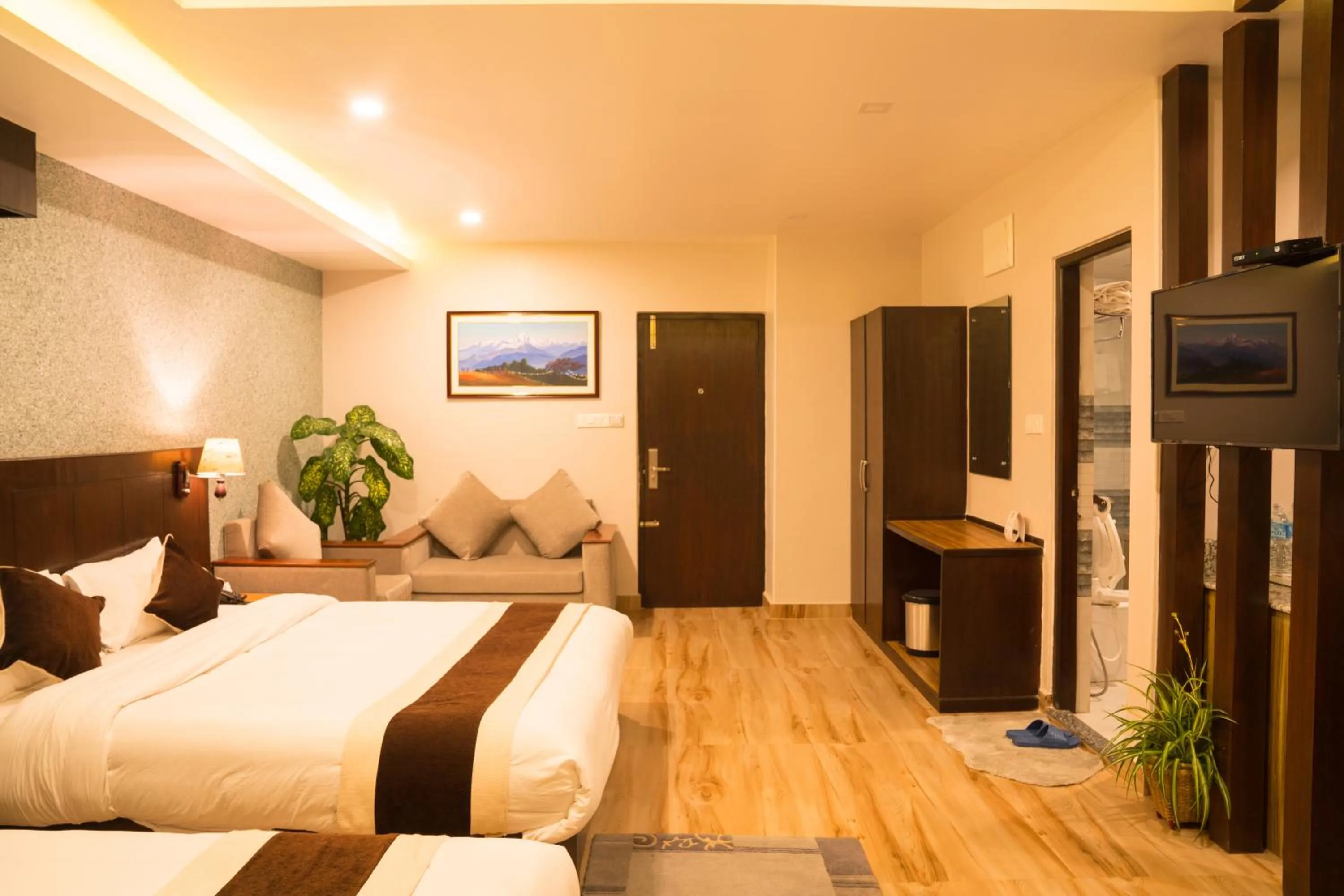 Photo of the whole room, Bed in Hotel Shaara