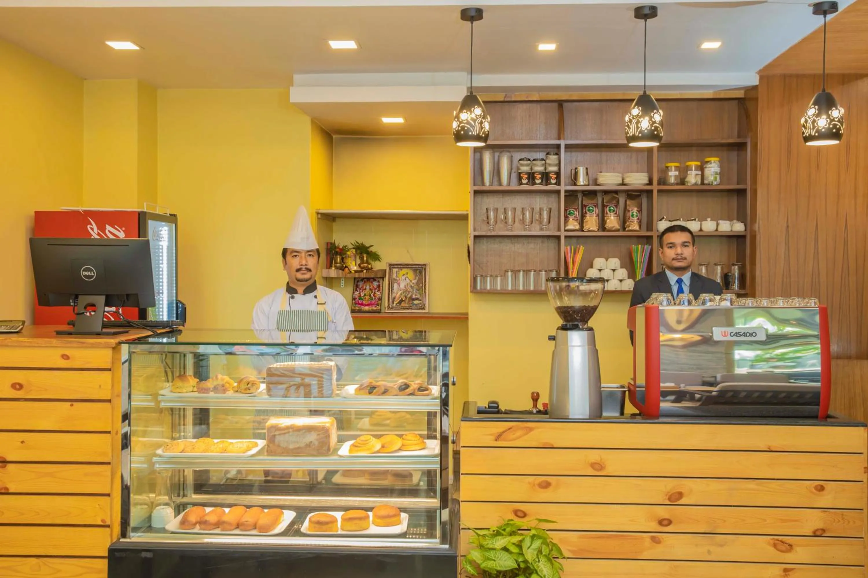 Food and drinks in Hotel Shaara