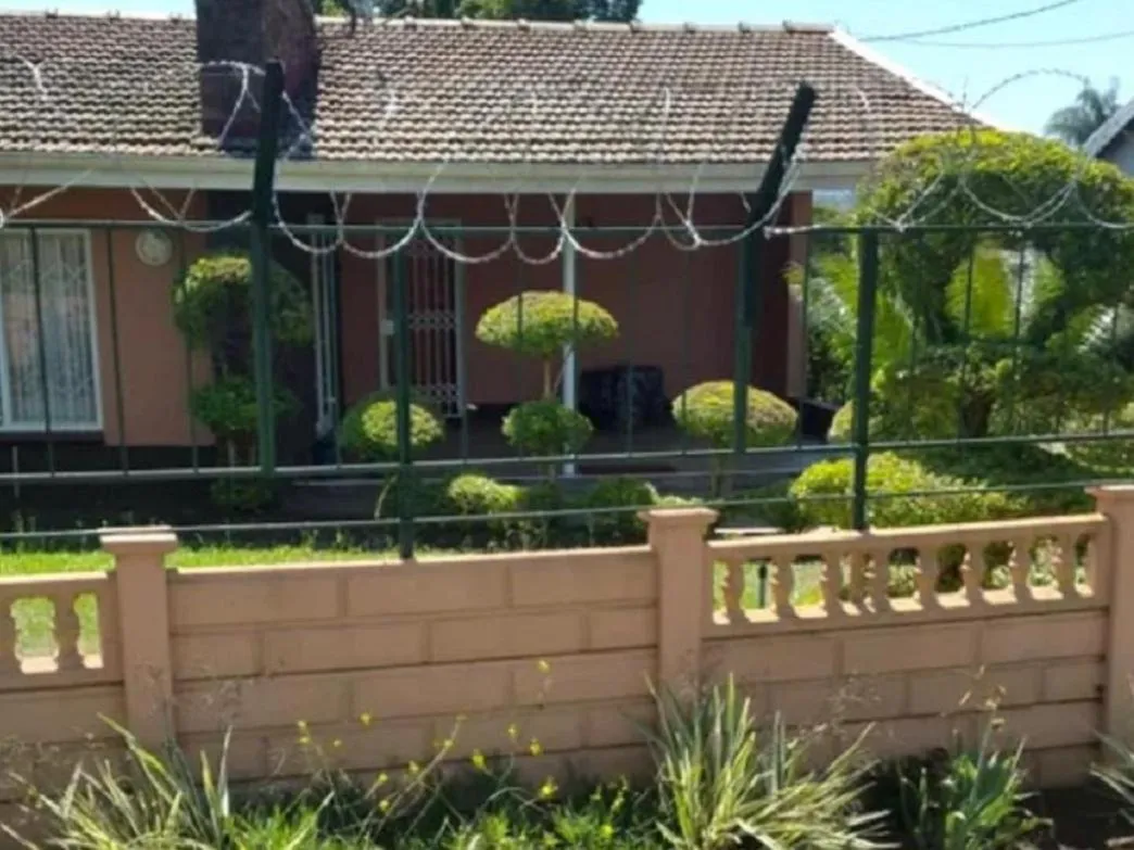 Property building in MS Self-Catering