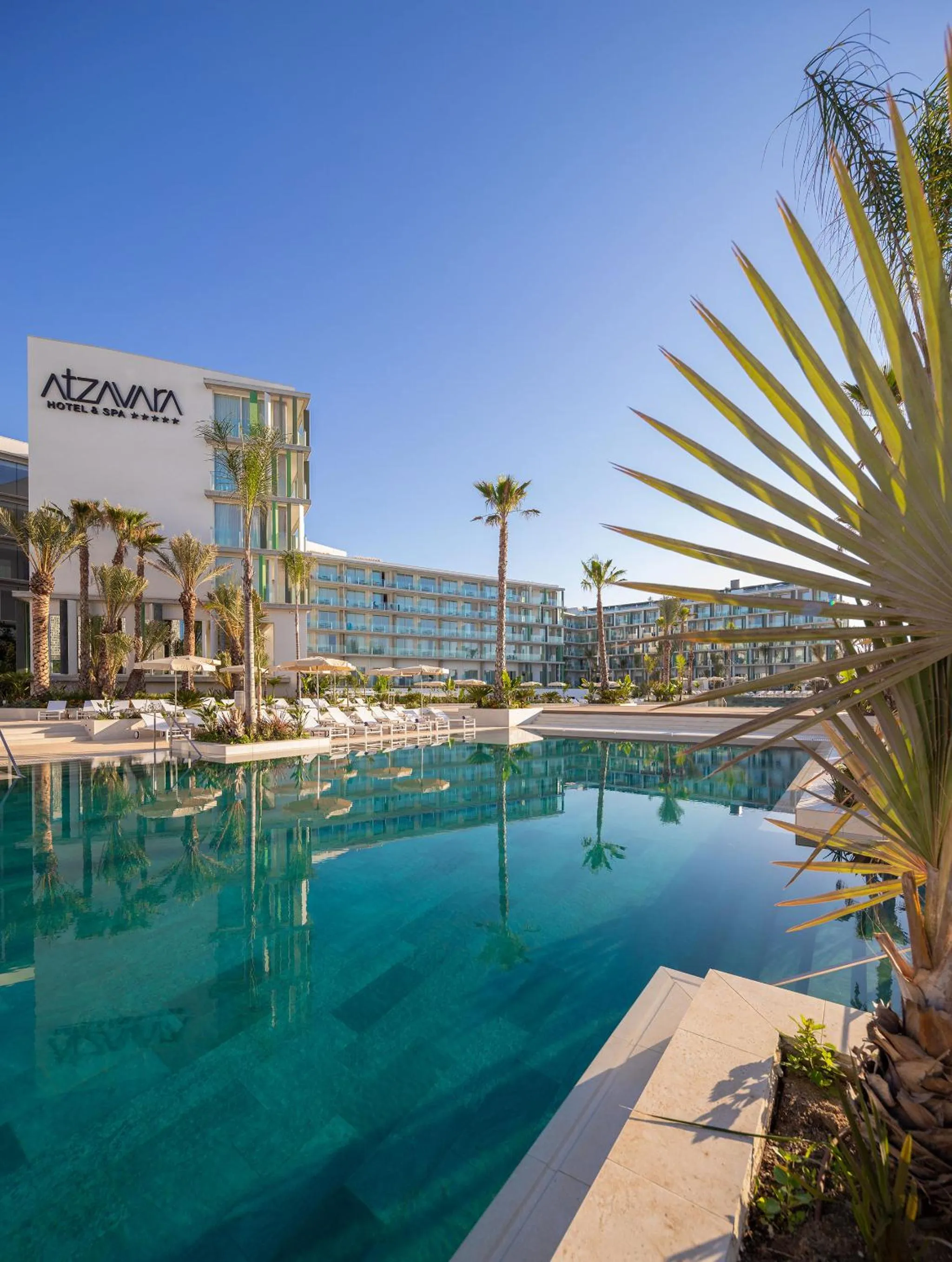 Swimming pool in Atzavara Hotel & Spa