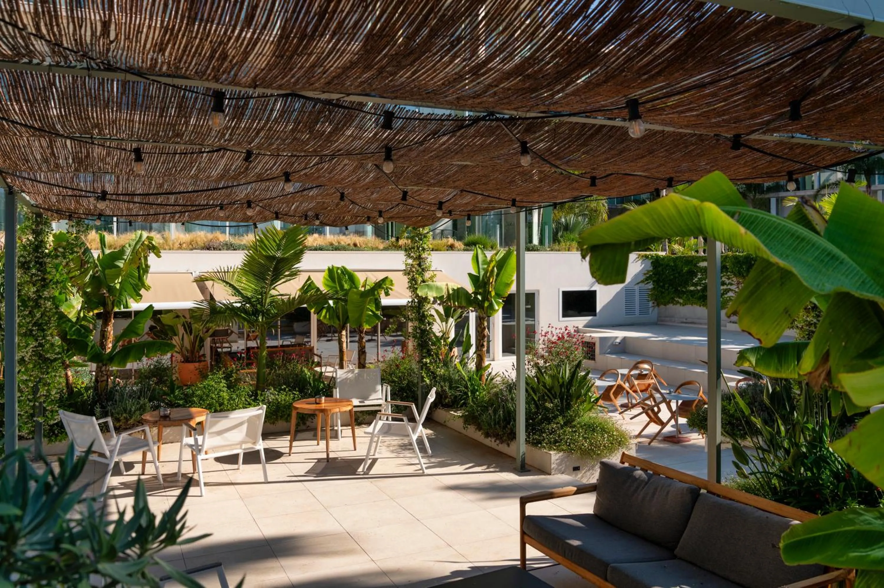 Restaurant/places to eat in Atzavara Hotel & Spa