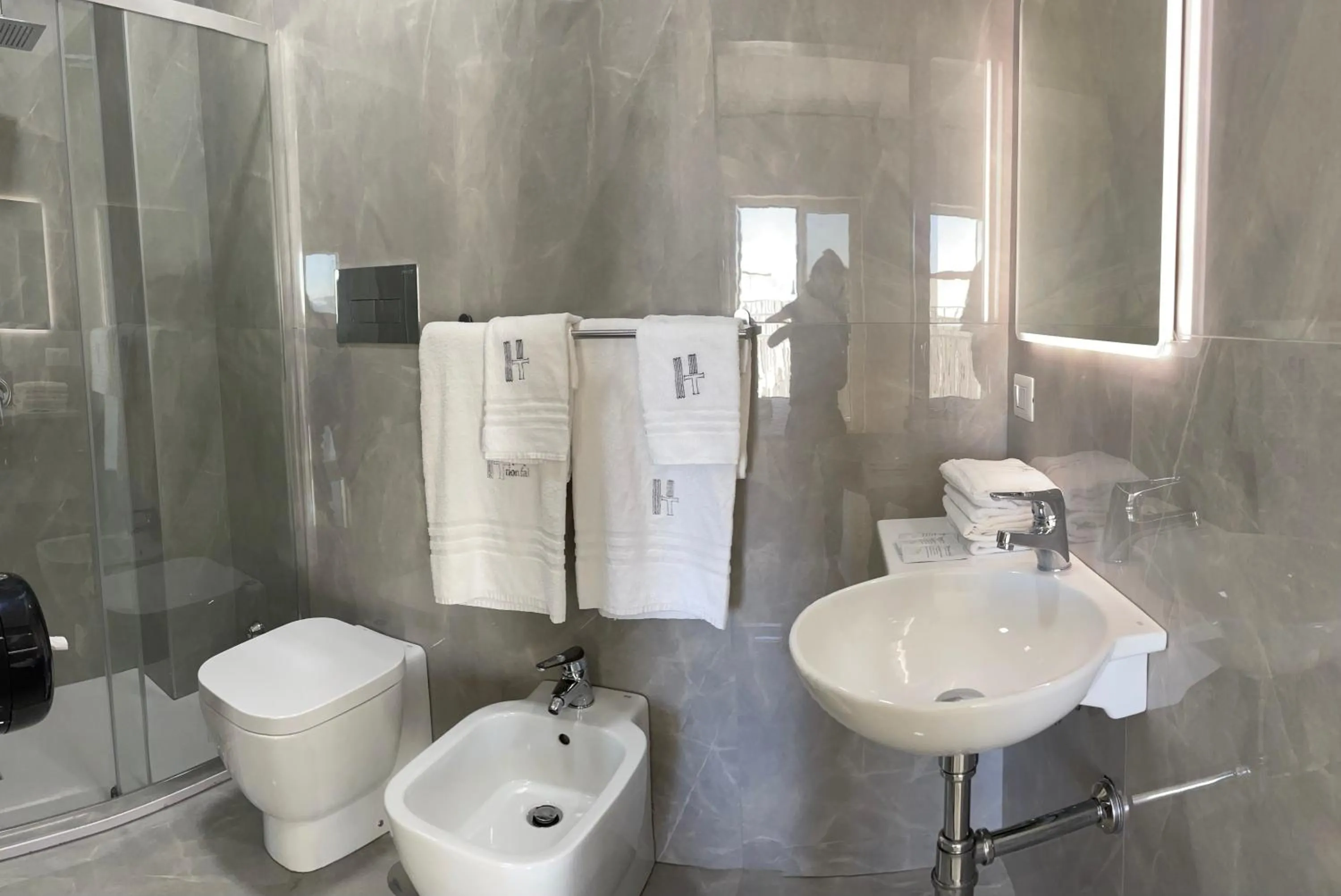 Shower in Hotel Trionfal