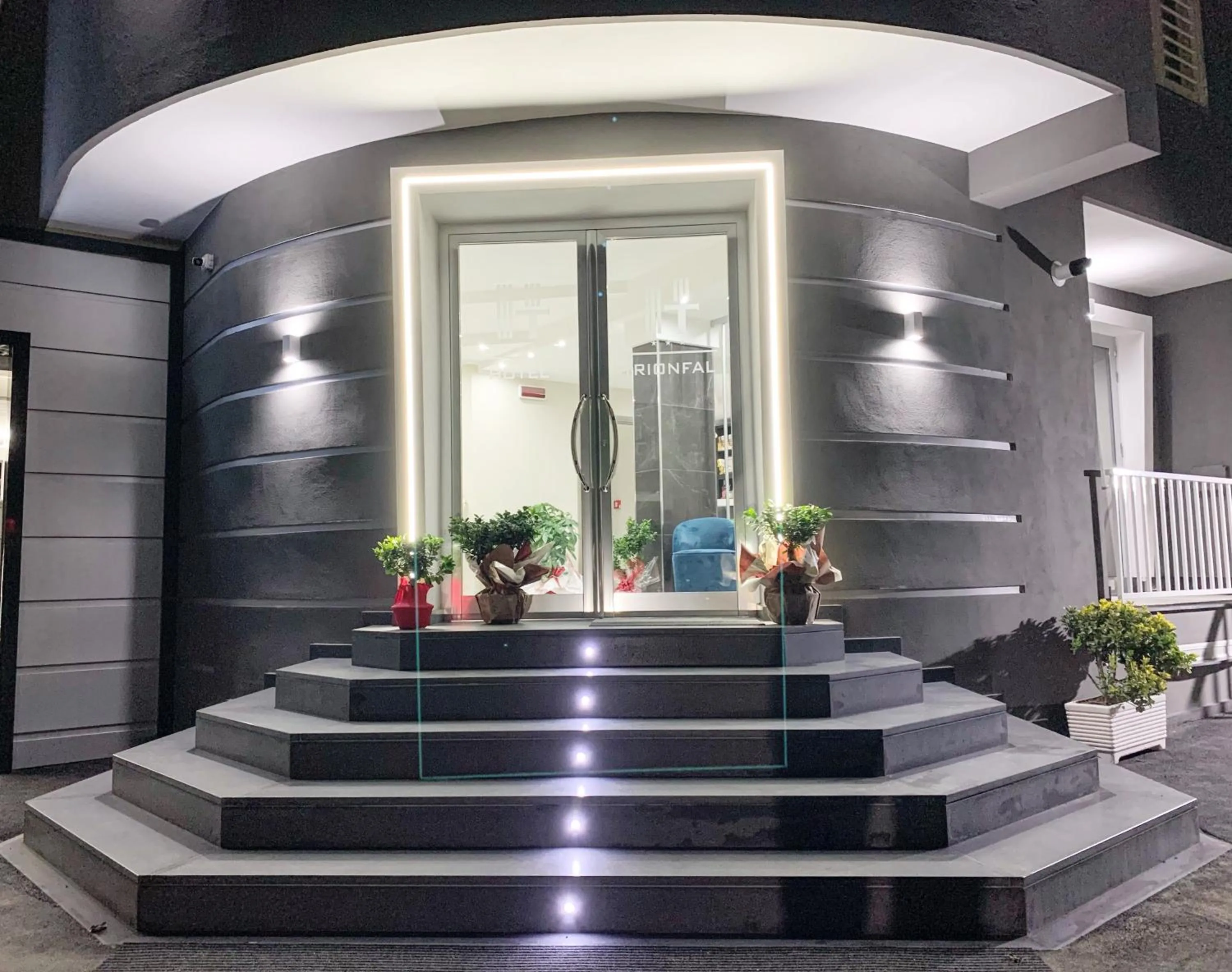 Facade/entrance in Hotel Trionfal