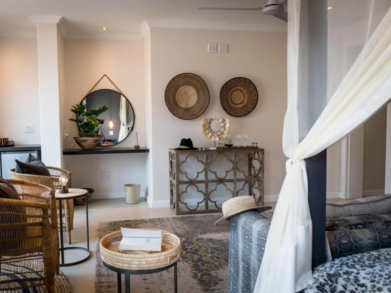 Bed in Safari Moon Luxury Bush Lodge