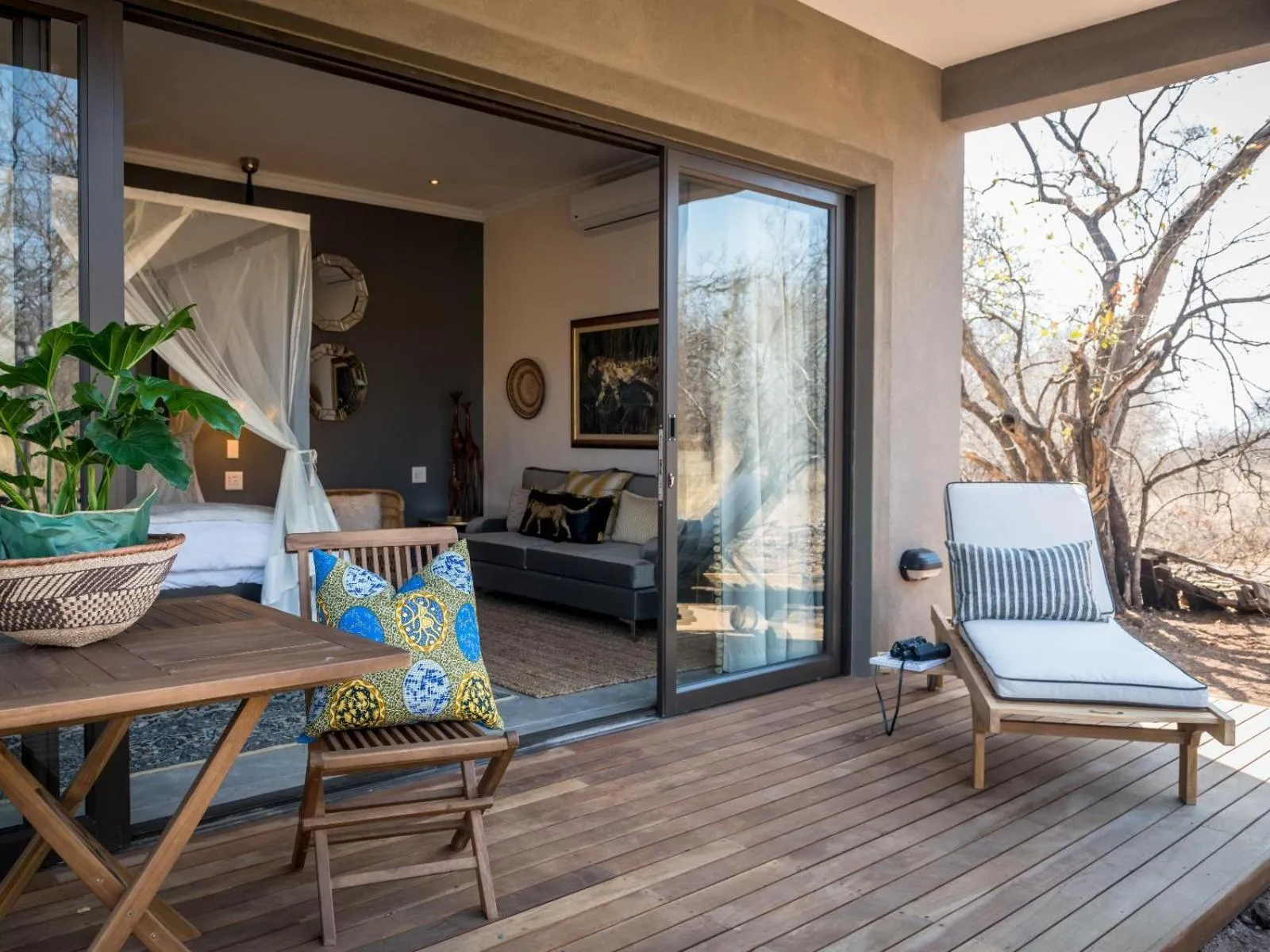 Patio in Safari Moon Luxury Bush Lodge