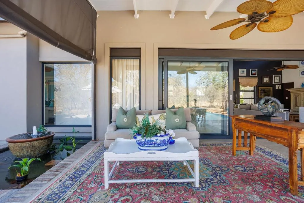 Safari Moon Luxury Bush Lodge