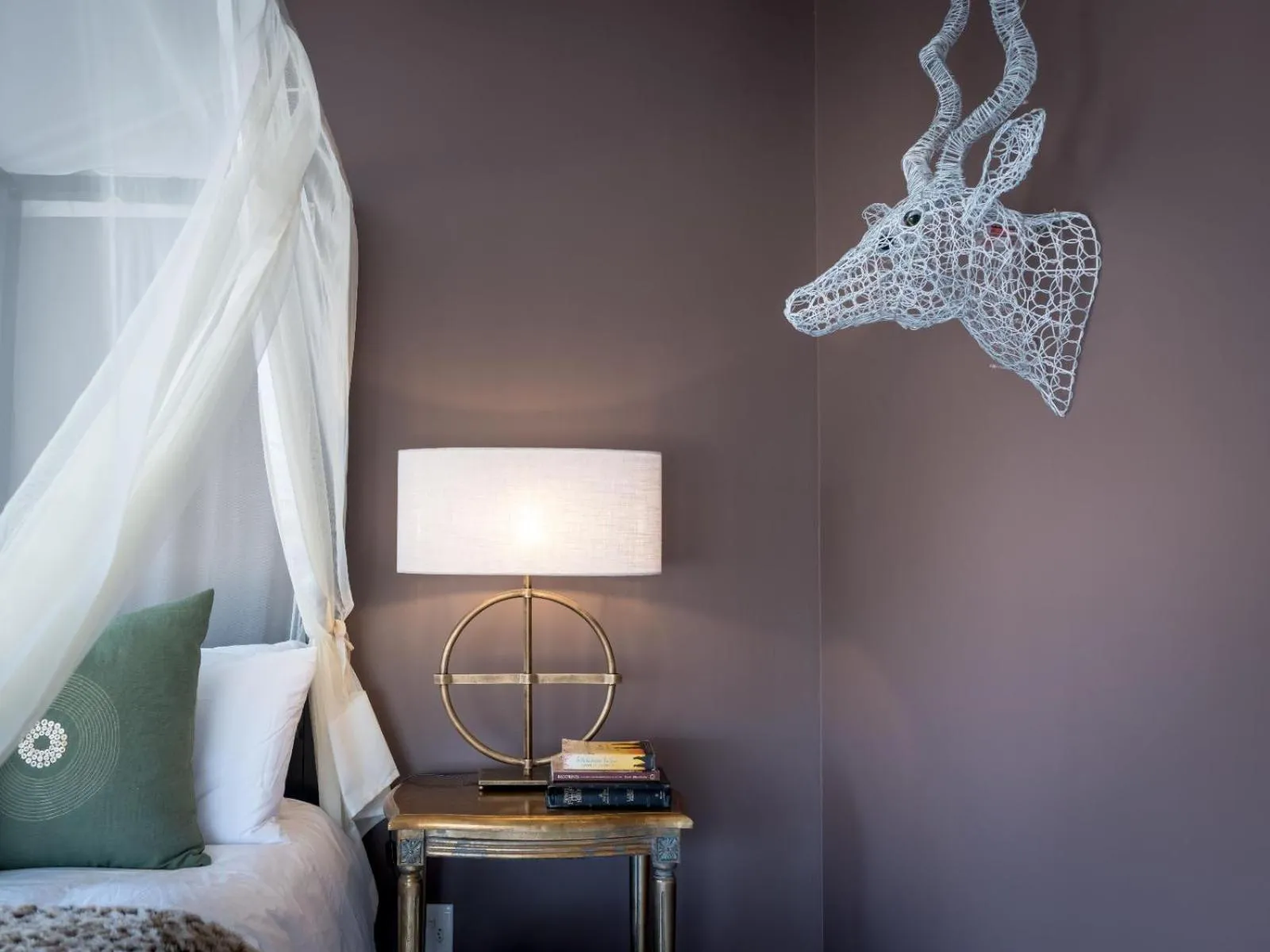 Bed in Safari Moon Luxury Bush Lodge