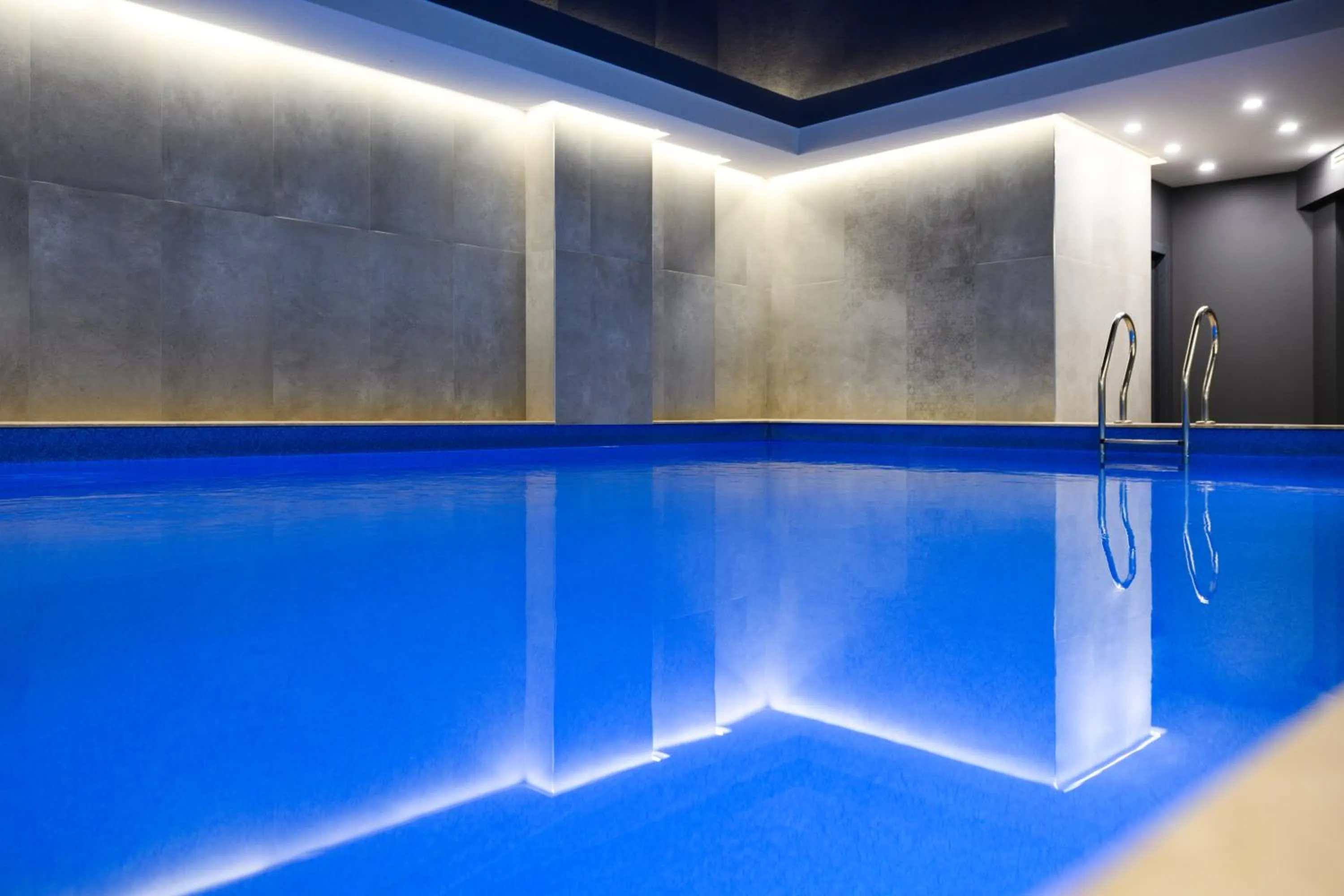 Swimming pool in Hilltop North Avenue by Stellar Hotels, Yerevan