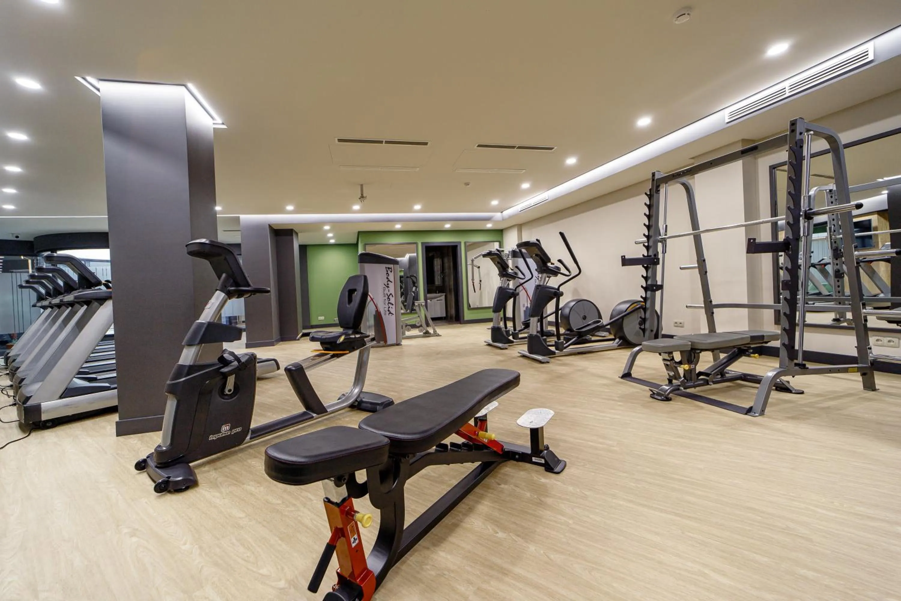 Fitness centre/facilities in Hilltop North Avenue by Stellar Hotels, Yerevan
