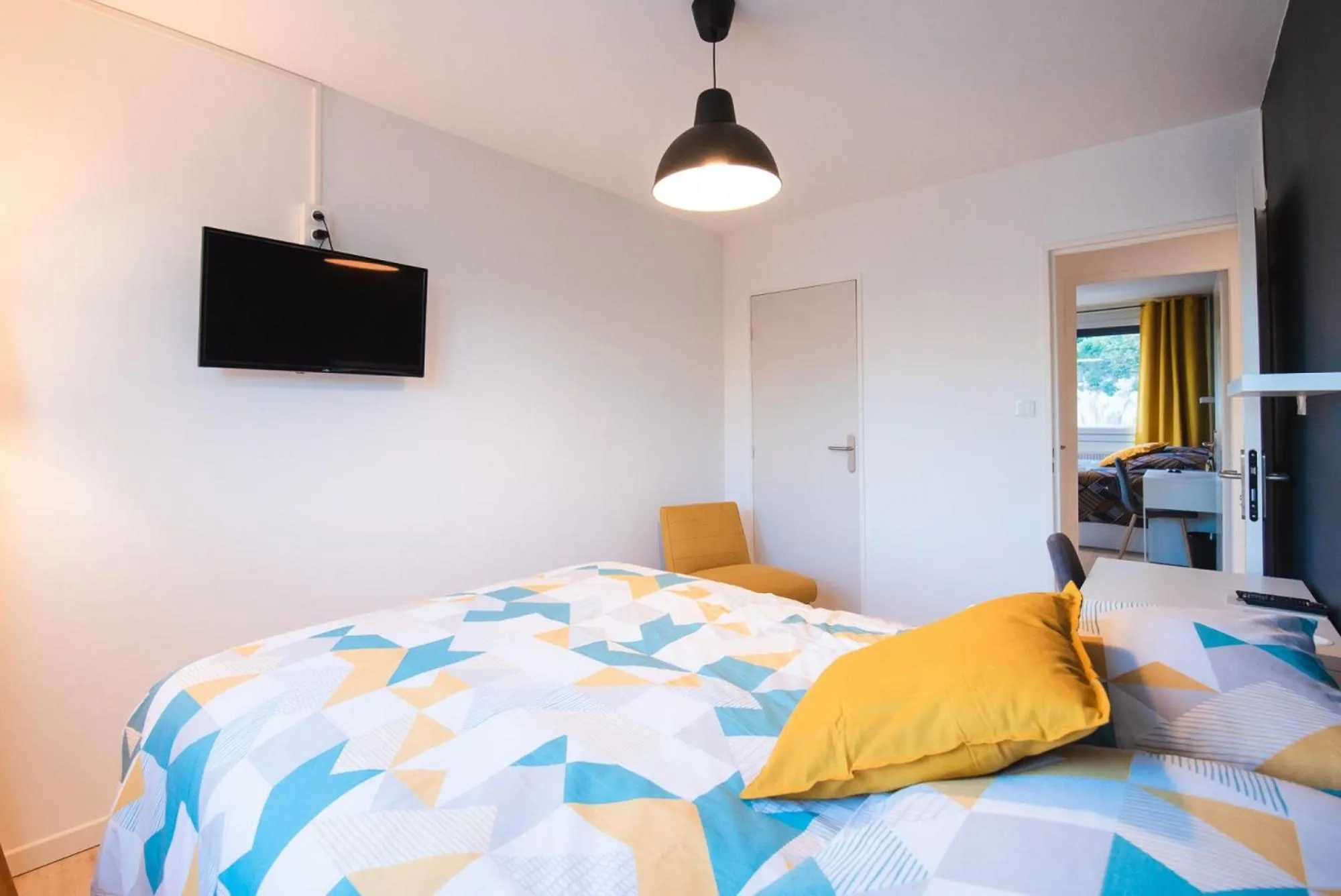 Bed in Les chambres du Vercors - Parking Free Fibre Netflix