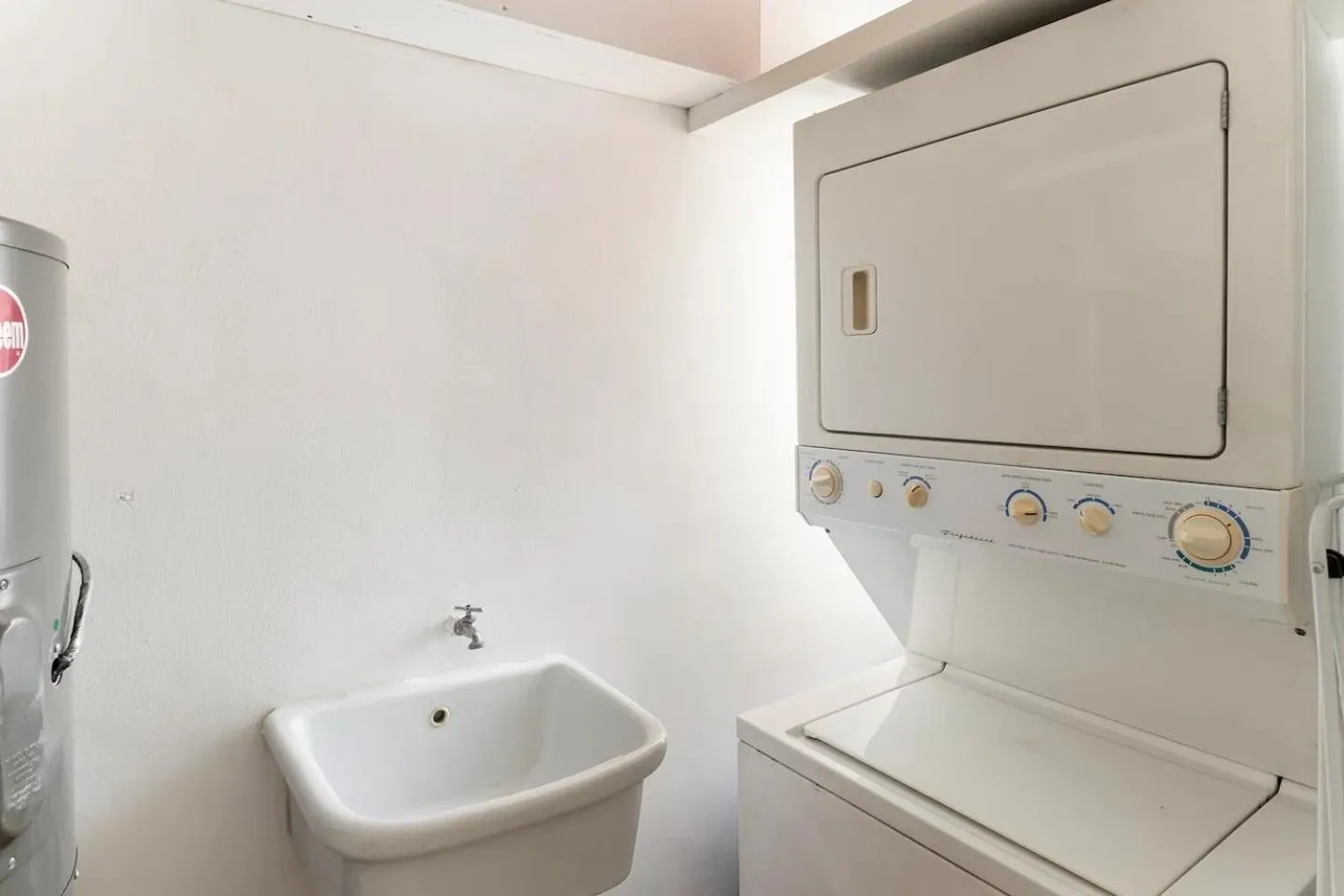 Other in 2 story PH heated jacuzzi close Beach 5th