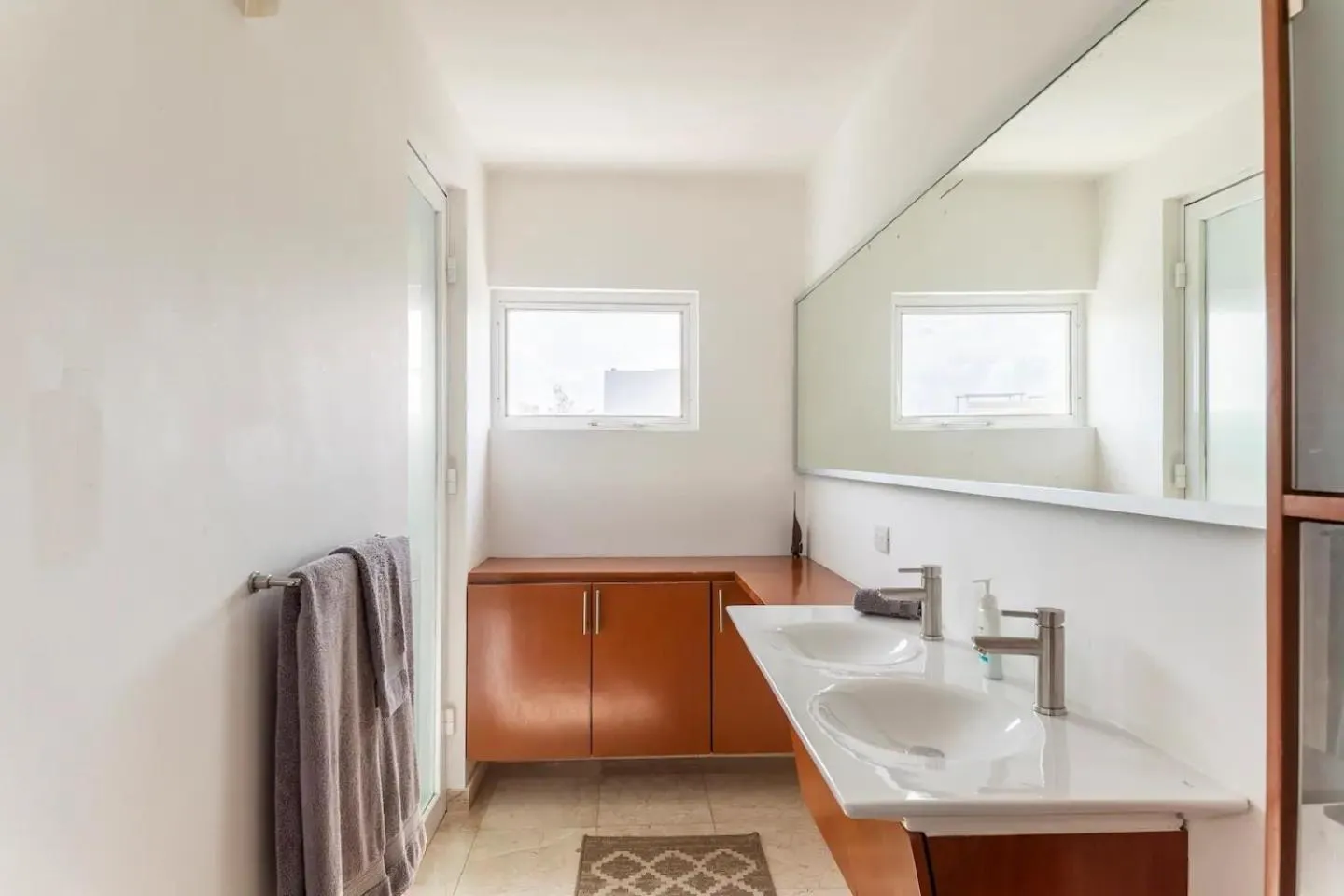 Other in 2 story PH heated jacuzzi close Beach 5th