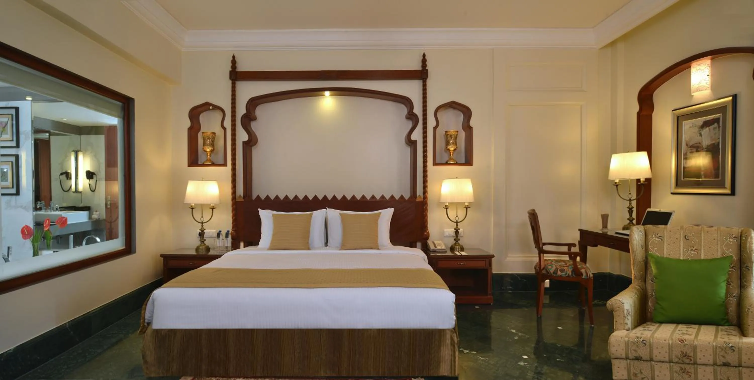 Photo of the whole room, Bed in Indana Palace, Jodhpur