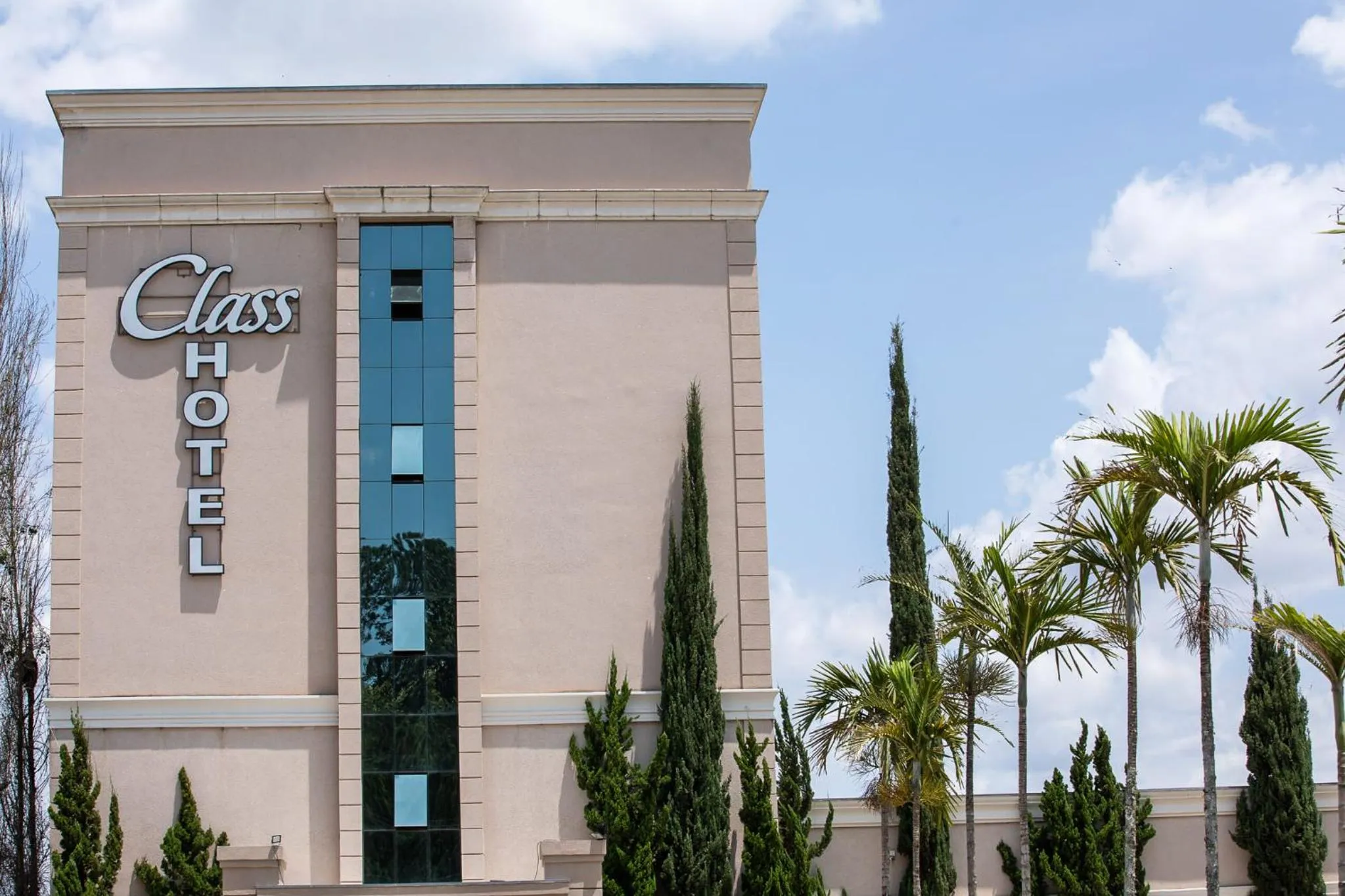 Property building in Class Hotel Pouso Alegre