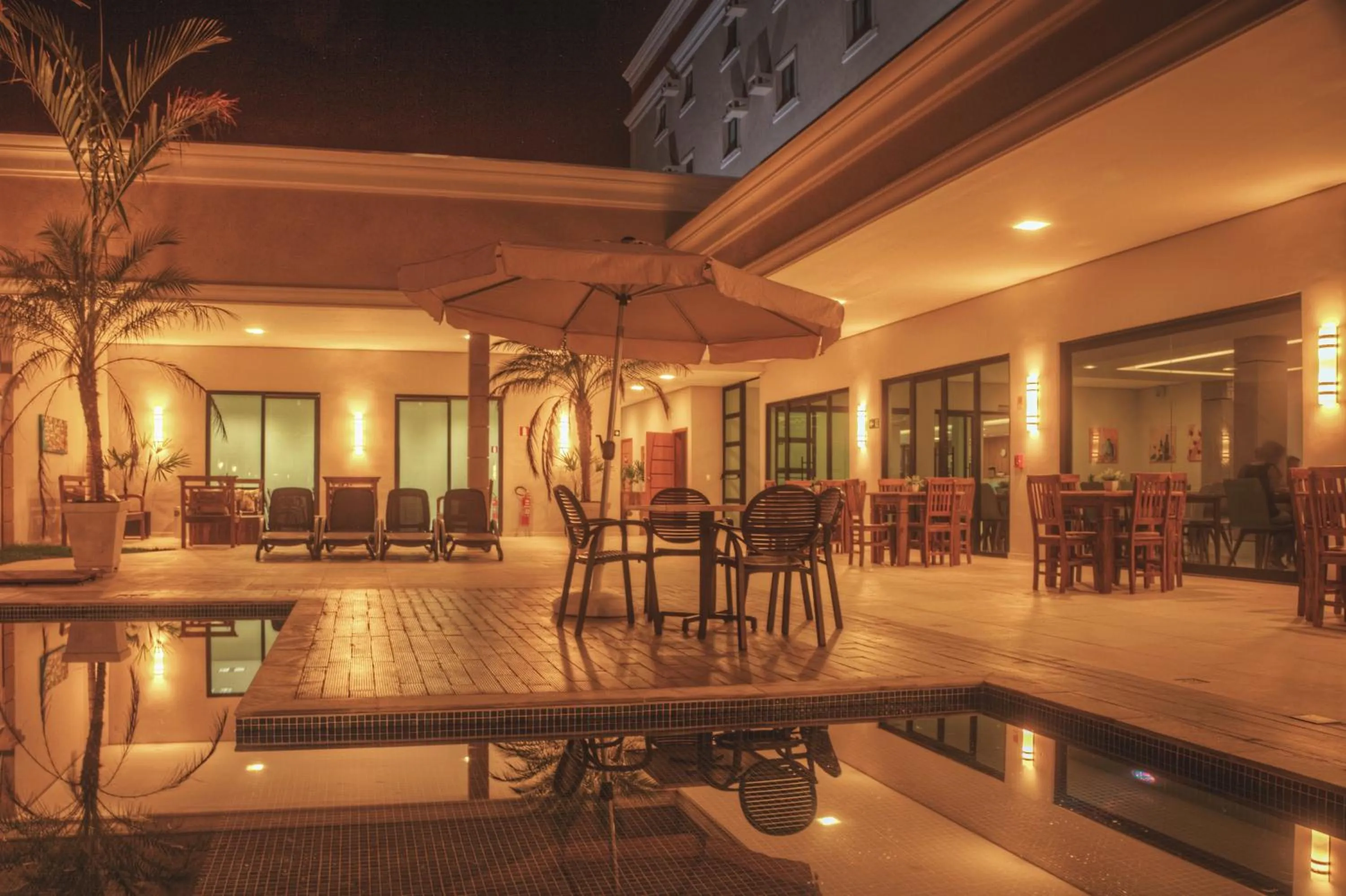 Night in Class Hotel Pouso Alegre