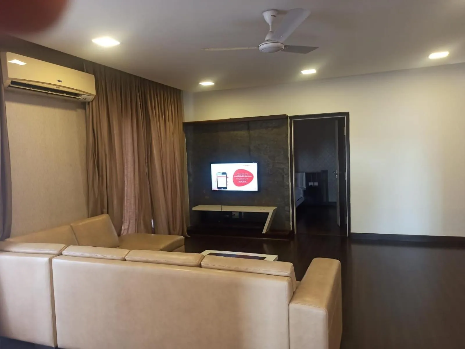 Crest Executive Suites, Whitefield