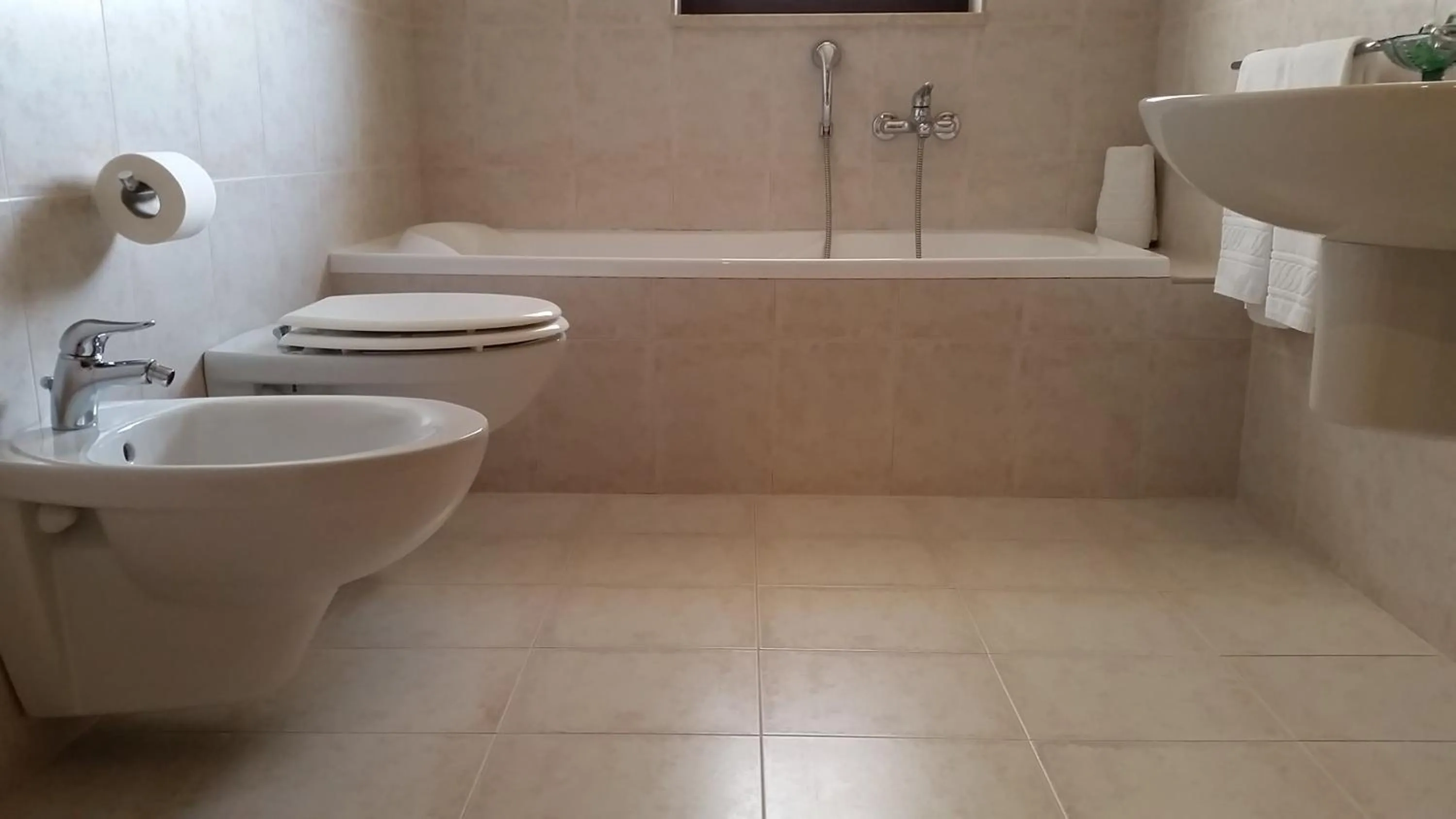 Toilet in Ciao Hotel & Residence - Apartments