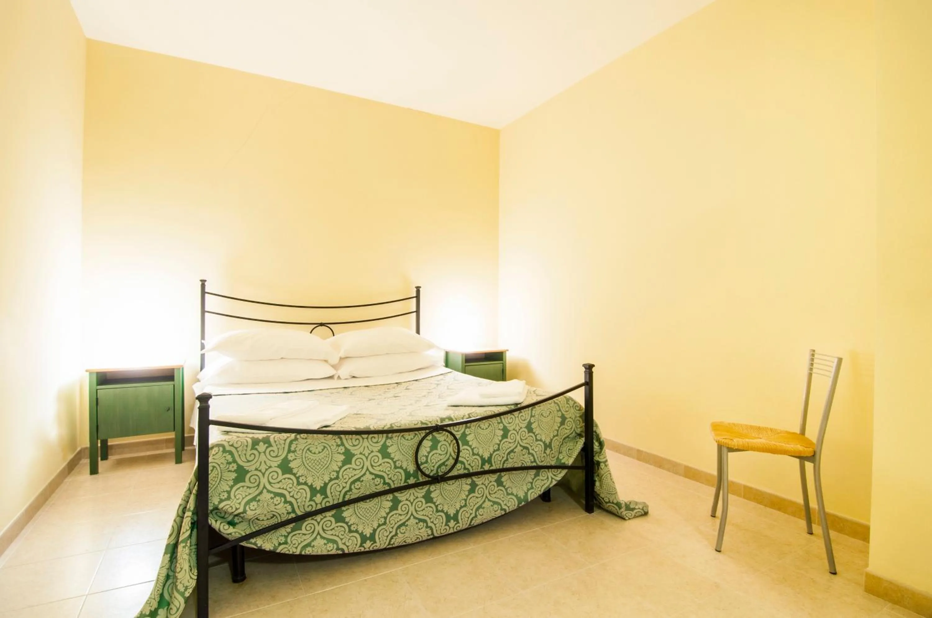 Bed in Ciao Hotel & Residence - Apartments