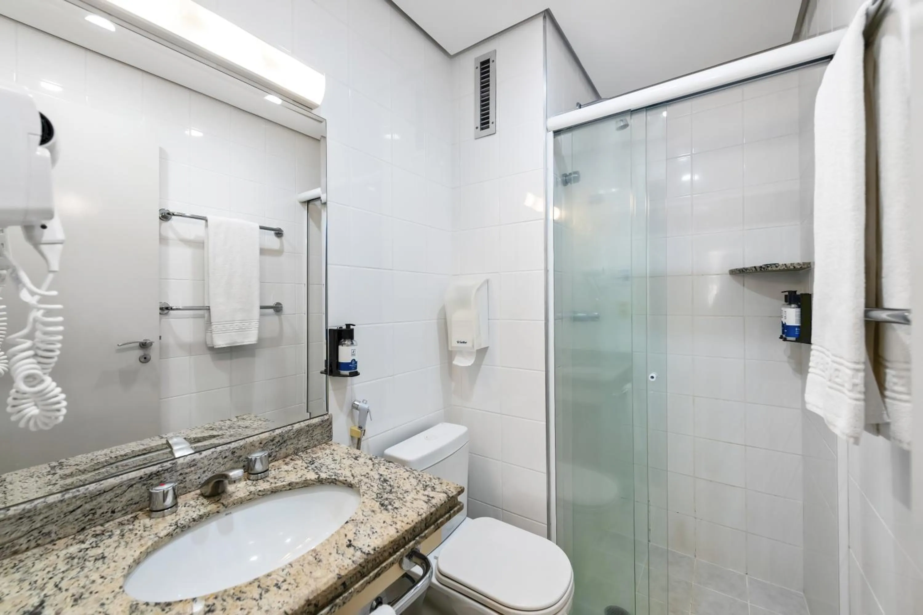 Toilet in Slaviero São Paulo Ibirapuera