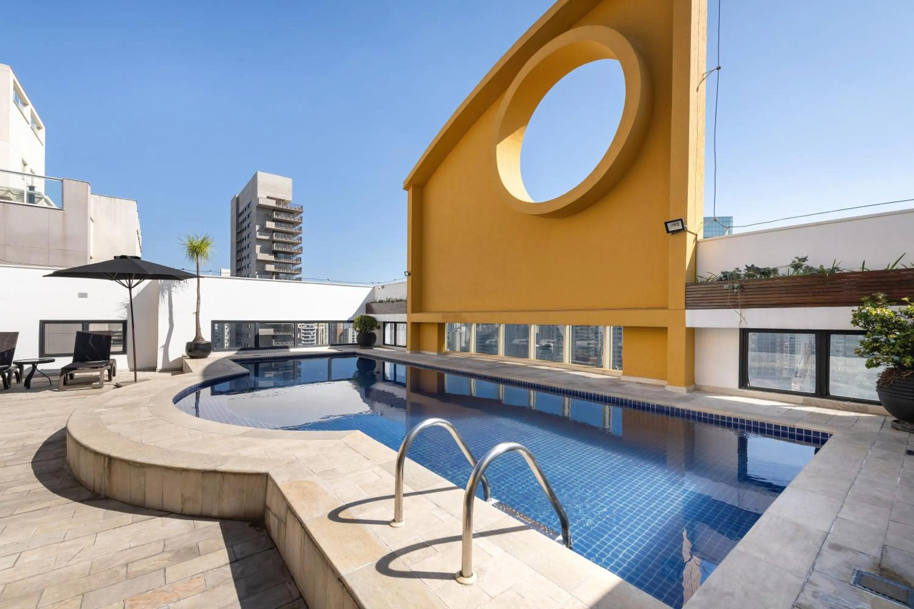 Swimming pool in Slaviero São Paulo Ibirapuera
