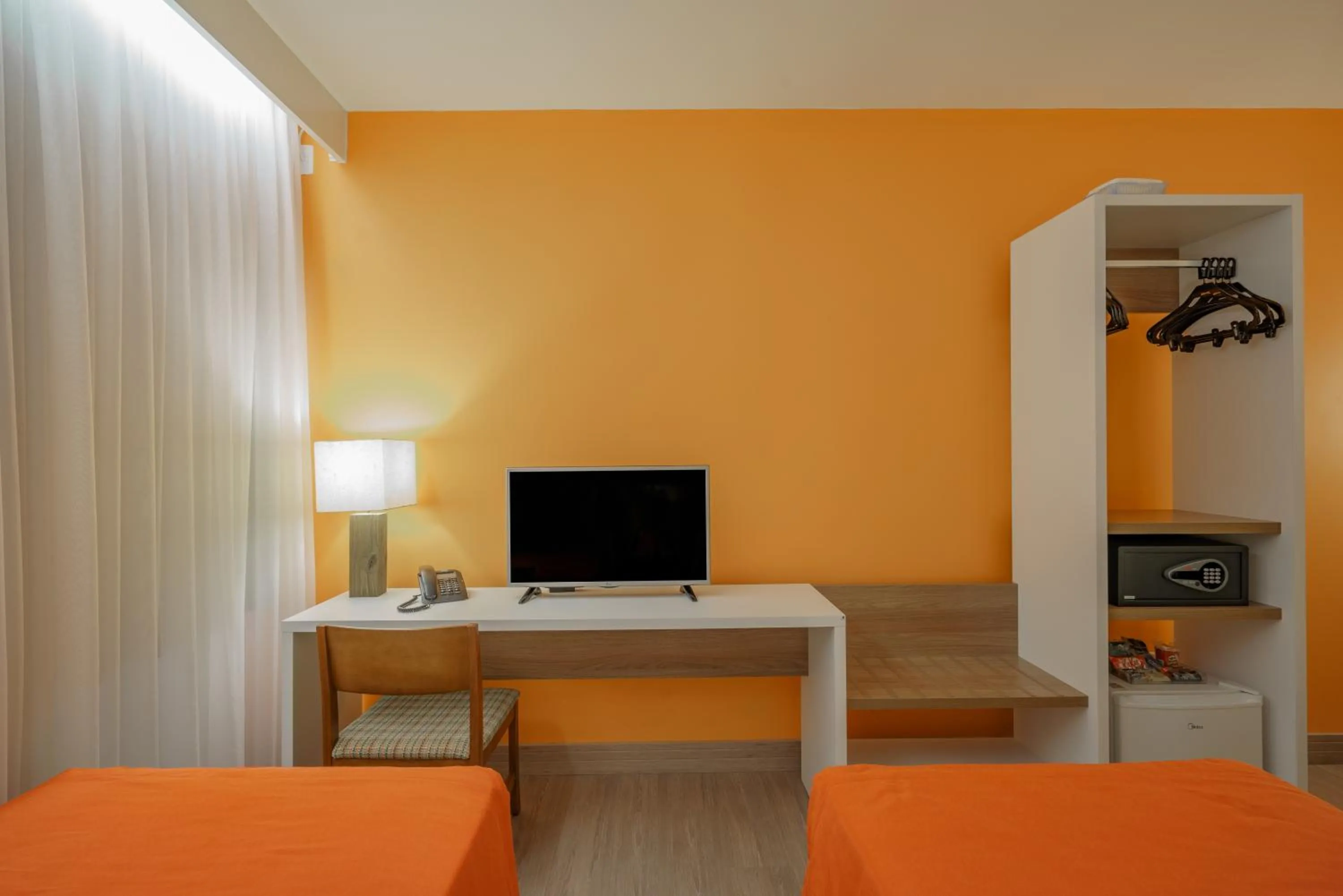 Bedroom, Bed in Slim Bento Gonçalves