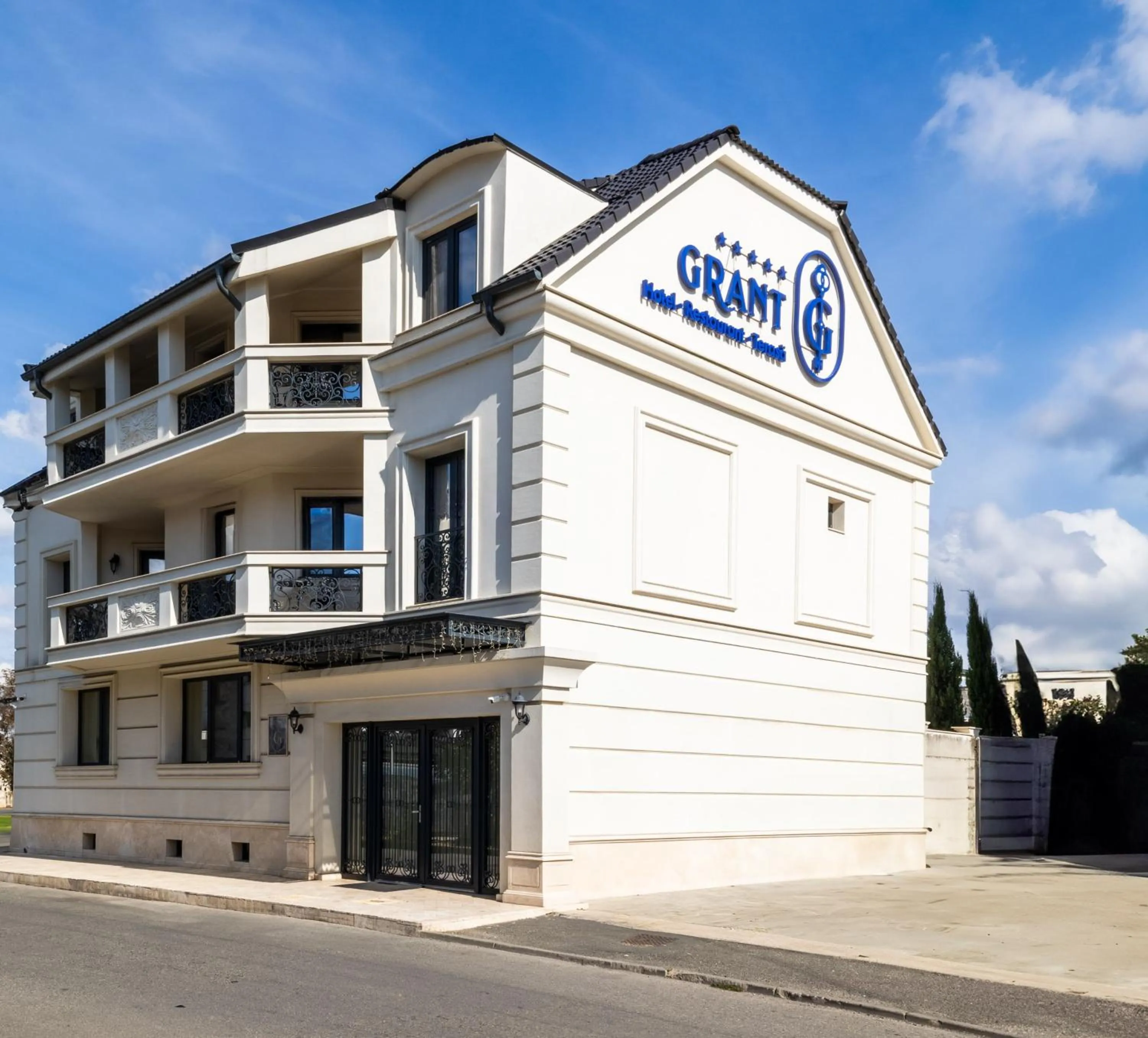 Property building in Grant Boutique Hotel