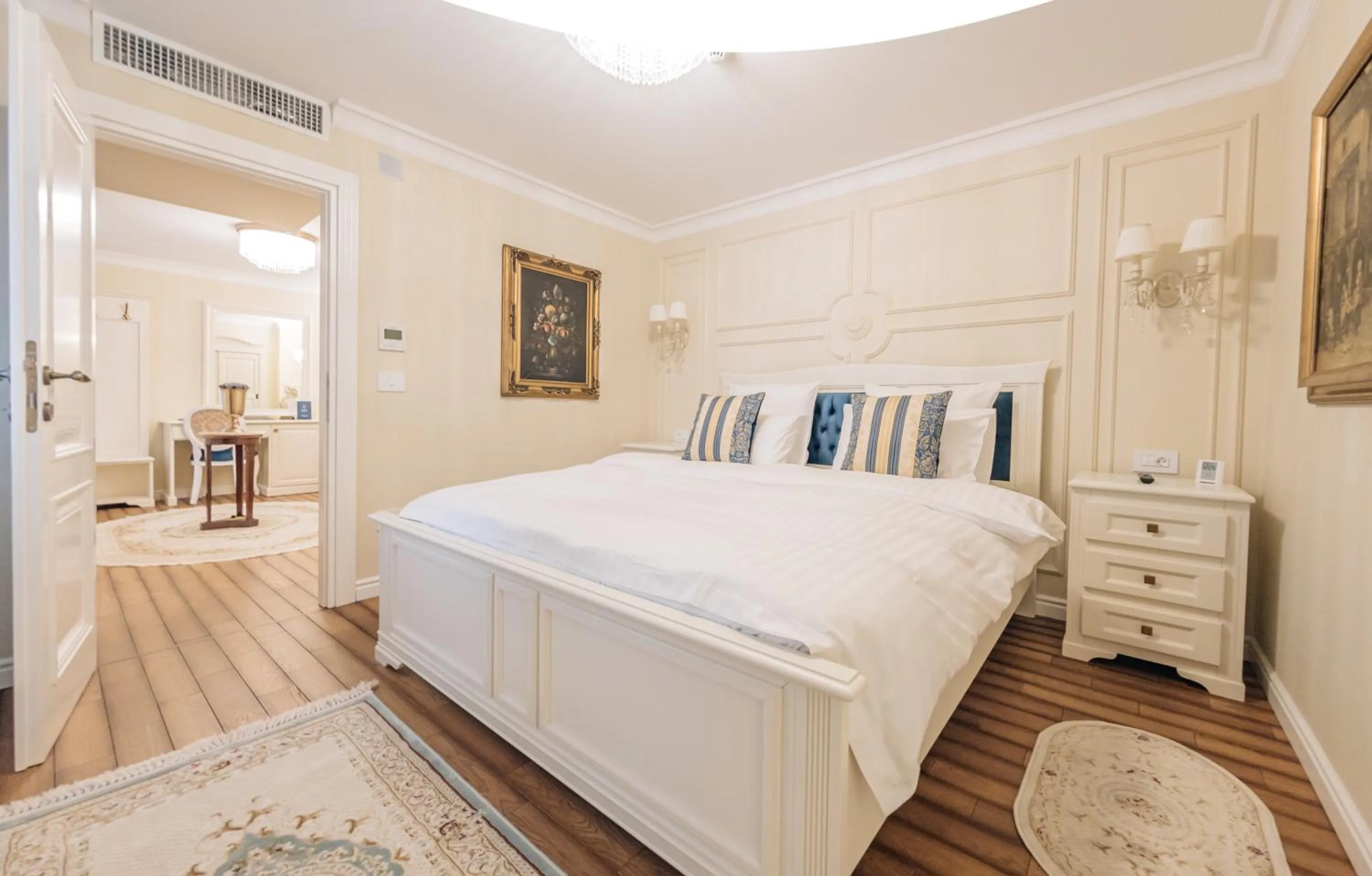 Bed in Grant Boutique Hotel