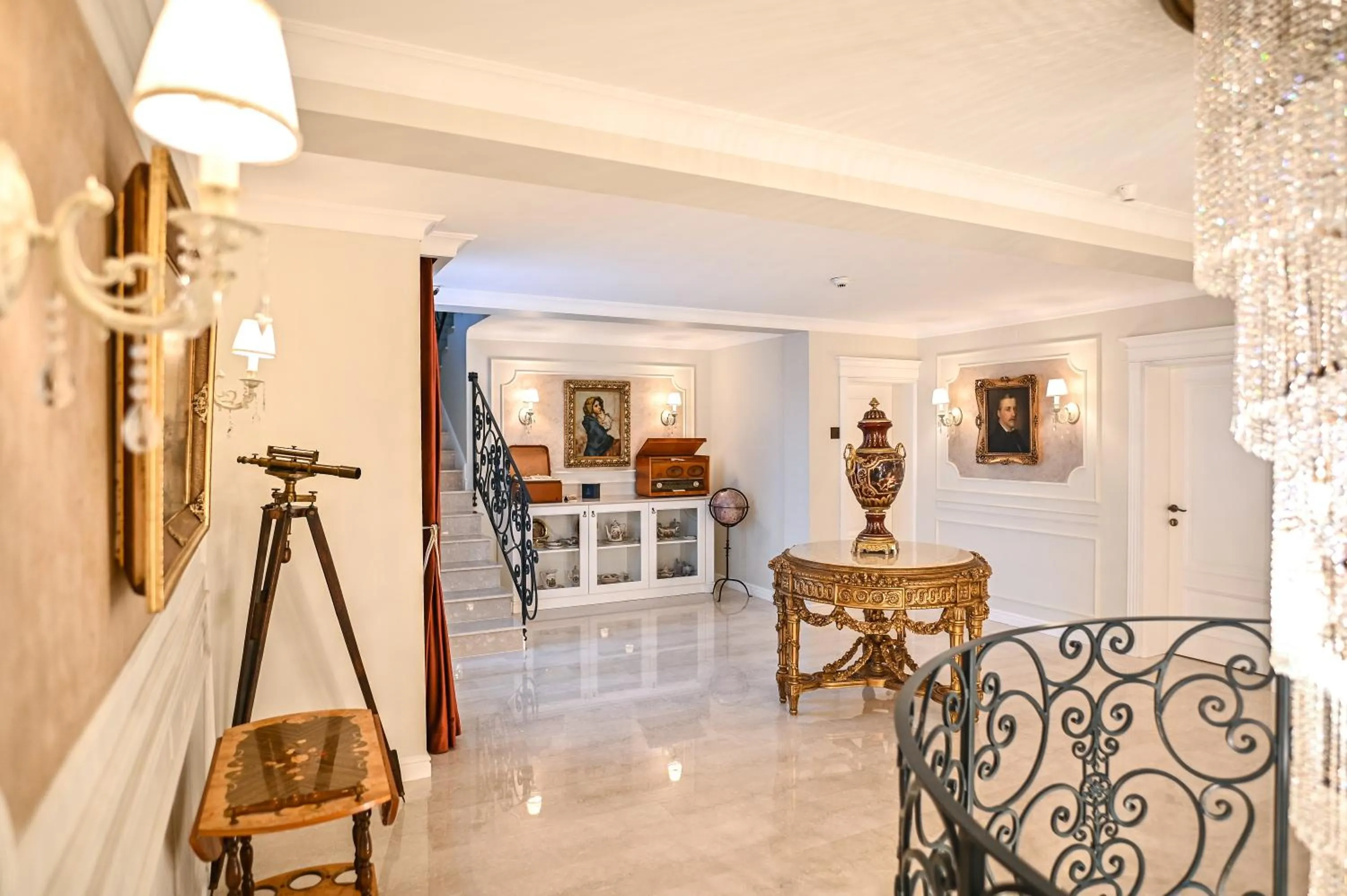 Lobby or reception in Grant Boutique Hotel