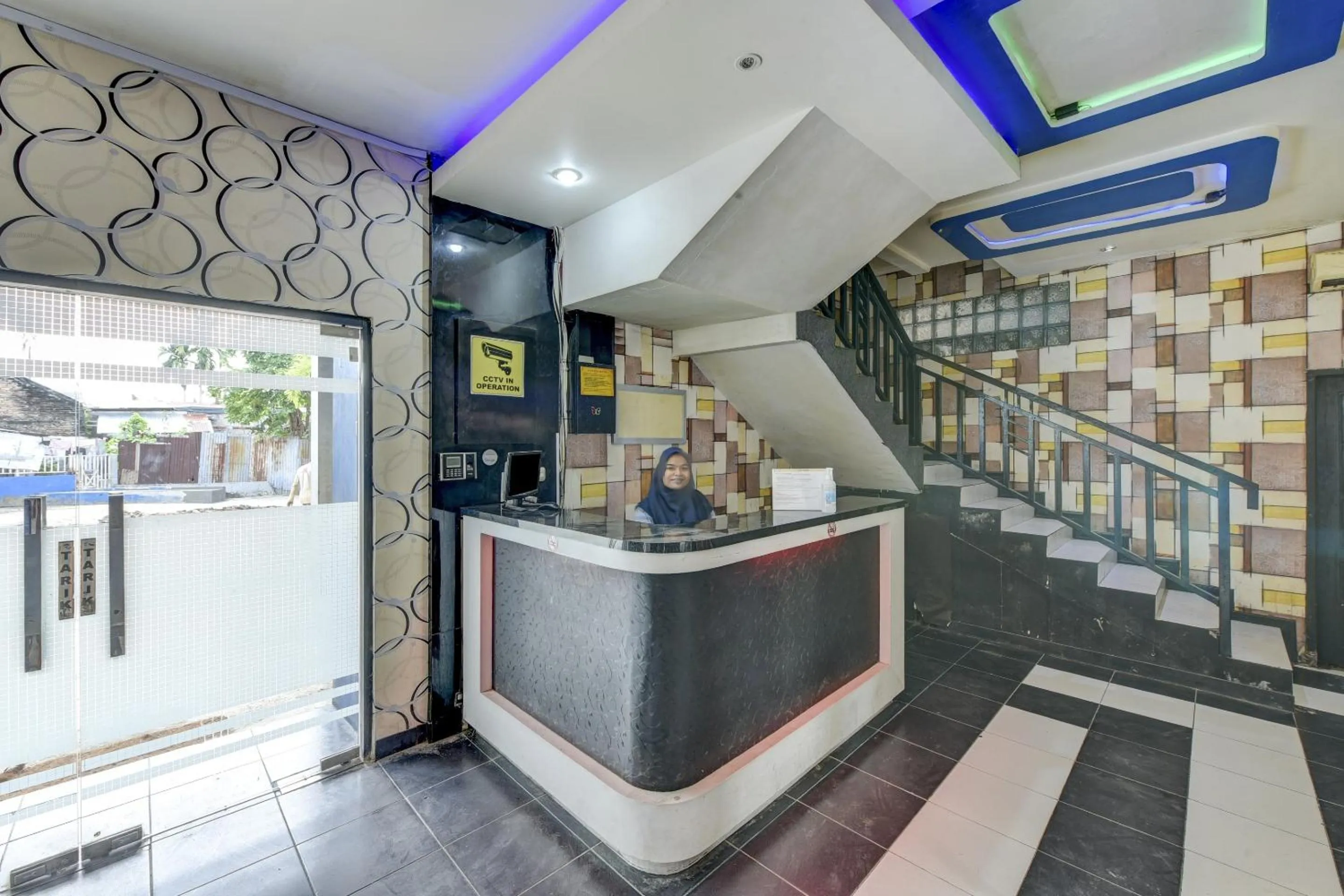 Lobby or reception in Super OYO 4010 Zaara Guest House Syariah