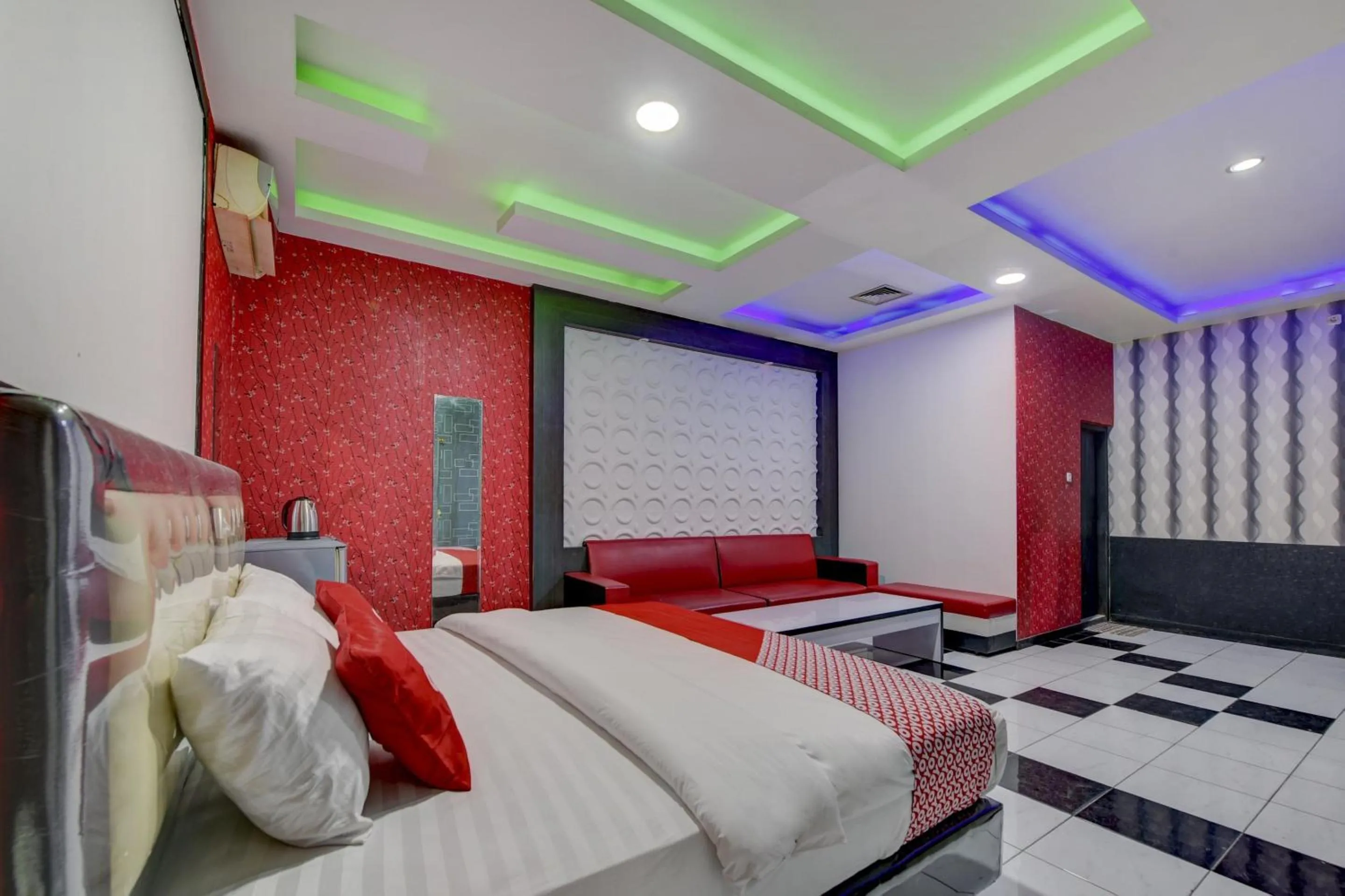 Bedroom in Super OYO 4010 Zaara Guest House Syariah